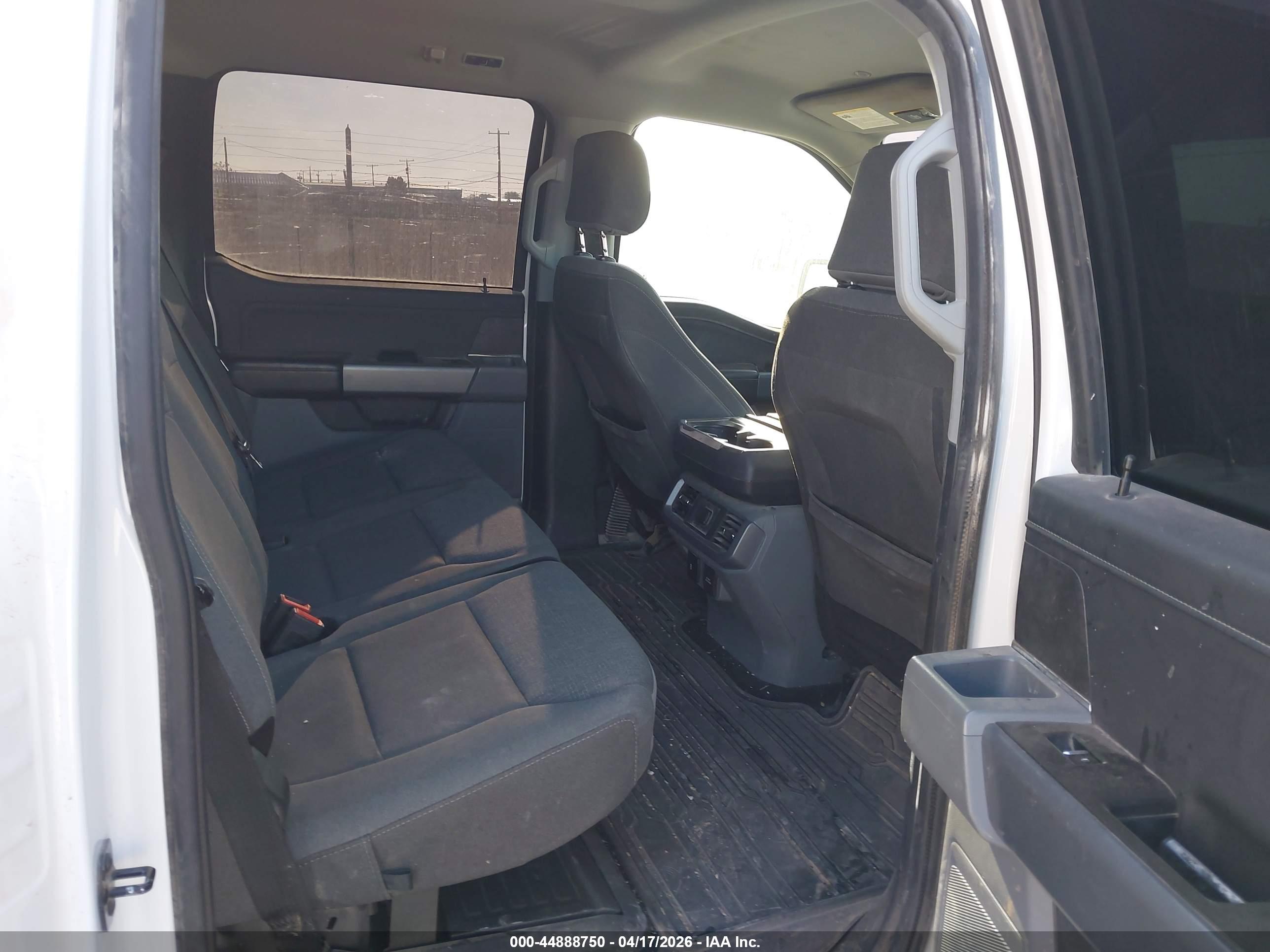FORD F-150 image 8