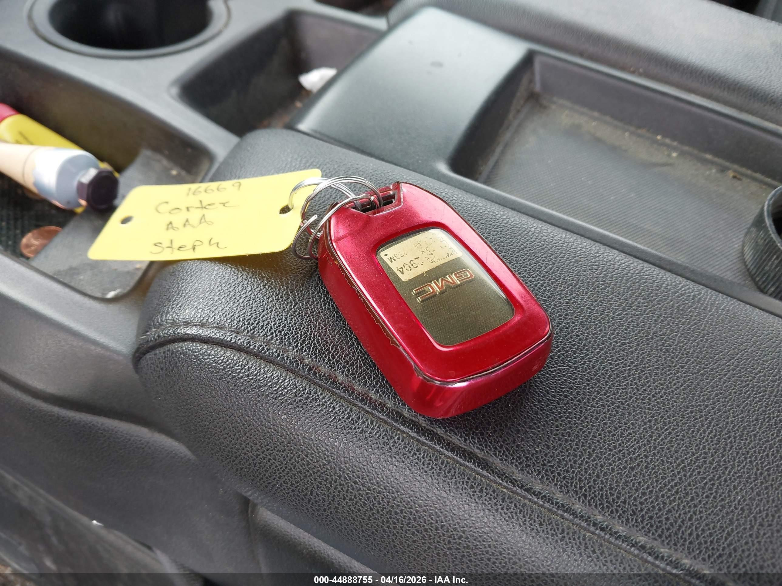 GMC SIERRA image 11