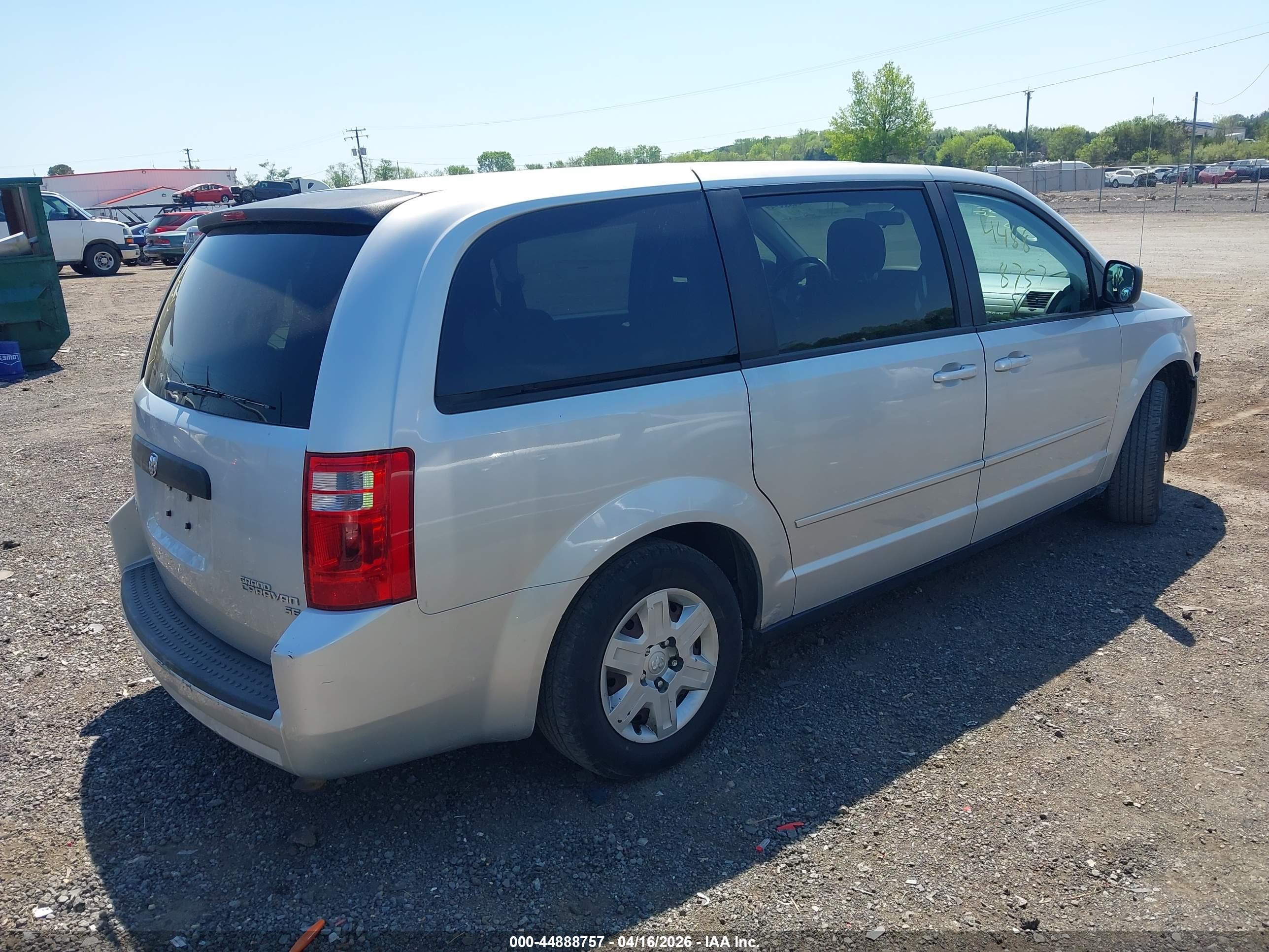 DODGE GRAND image 4