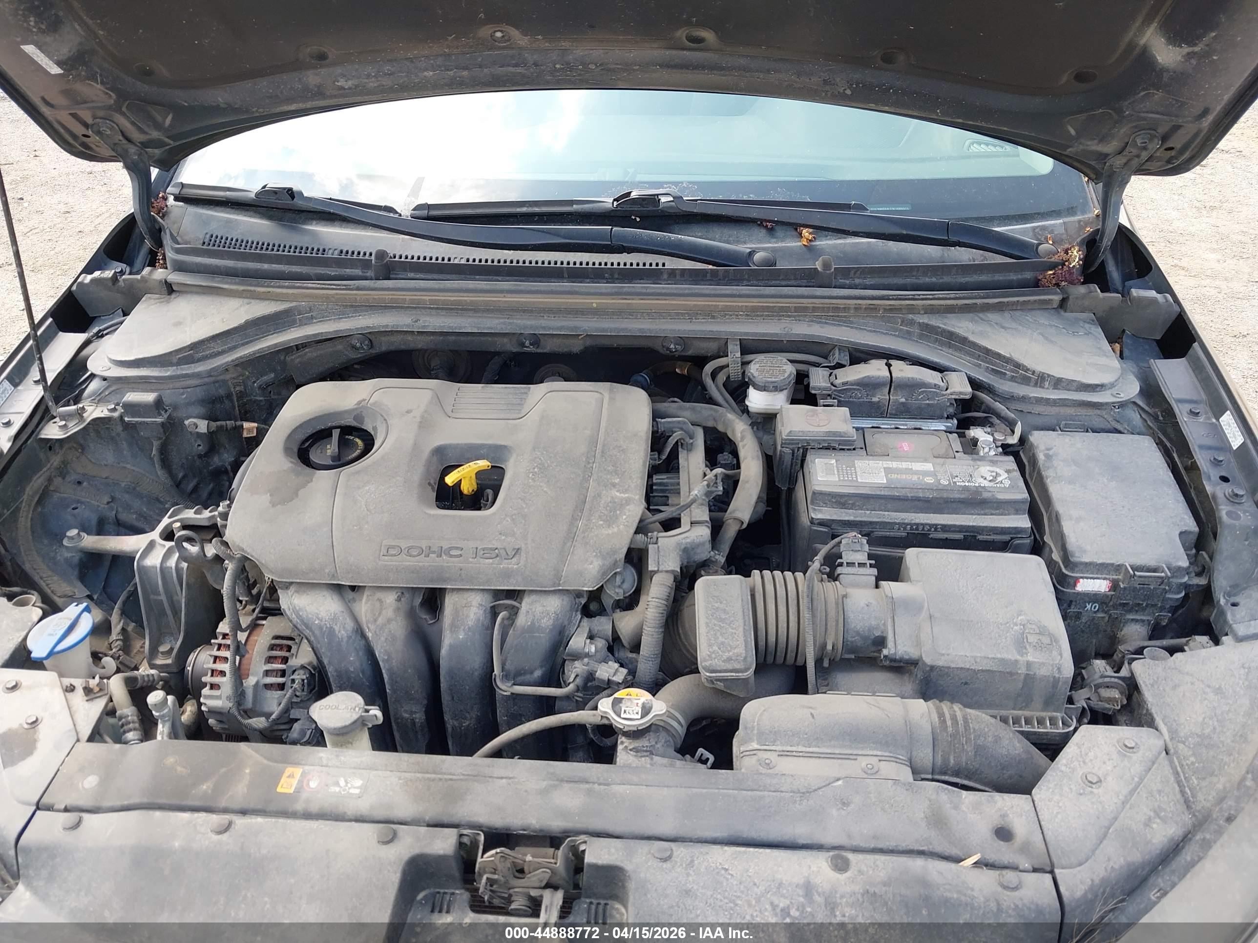 HYUNDAI ELANTRA image 10
