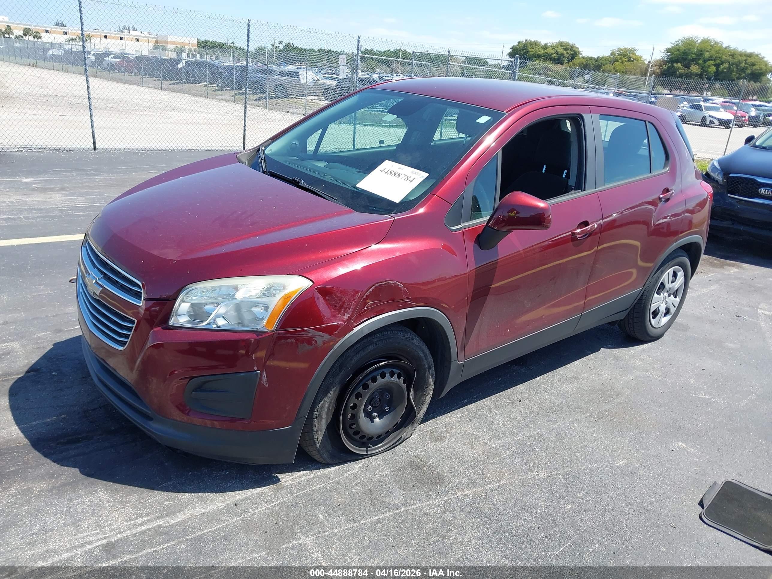 CHEVROLET TRAX image 2