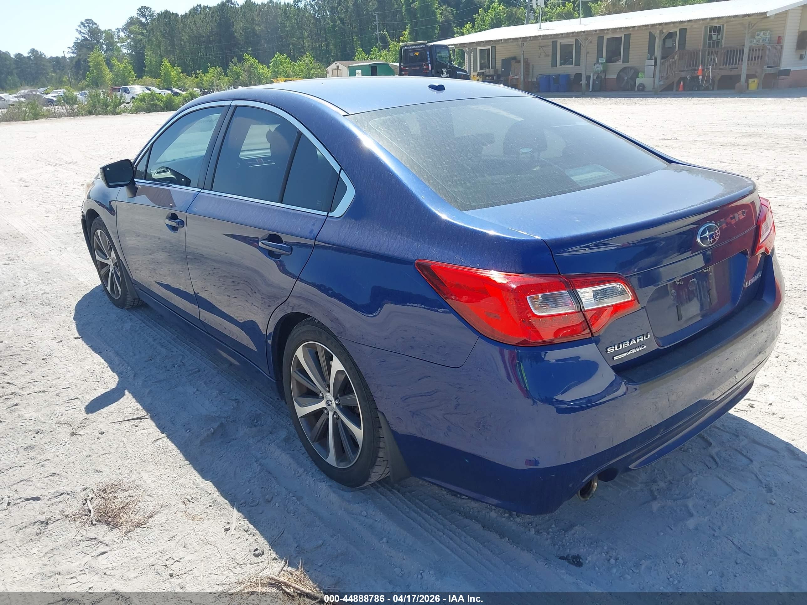 SUBARU LEGACY image 3