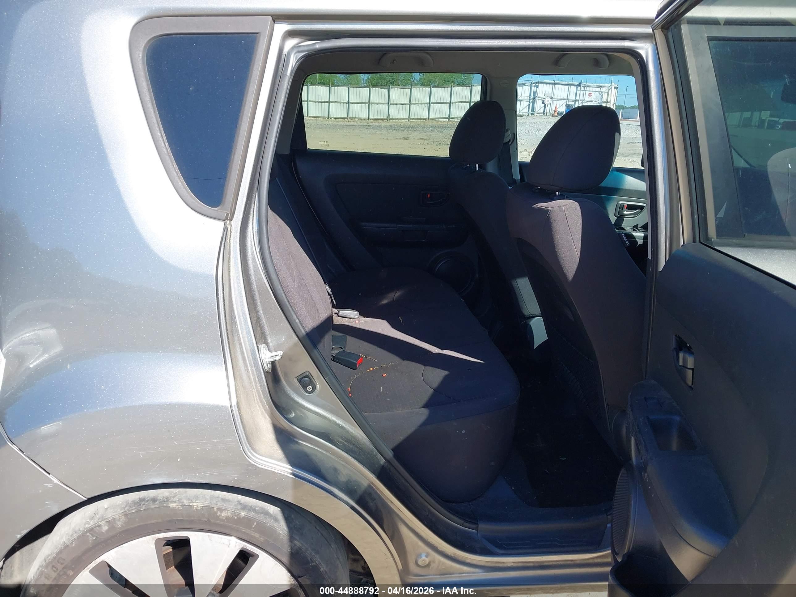 KIA SOUL image 8