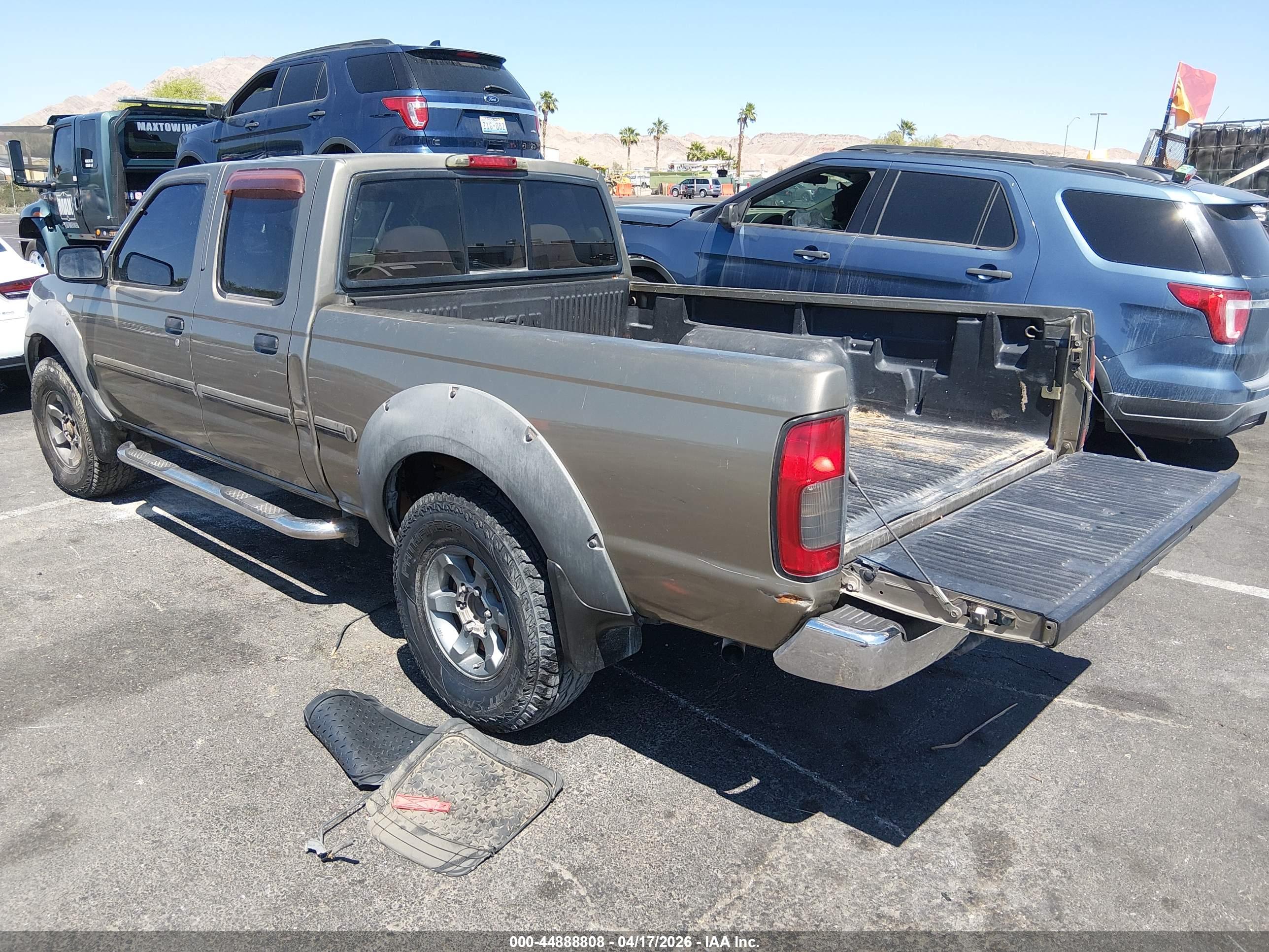 NISSAN FRONTIER image 3
