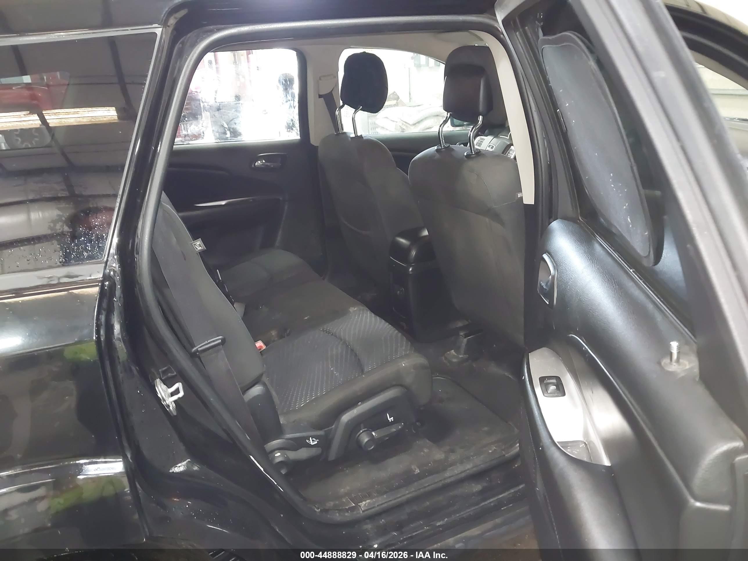 DODGE JOURNEY image 8