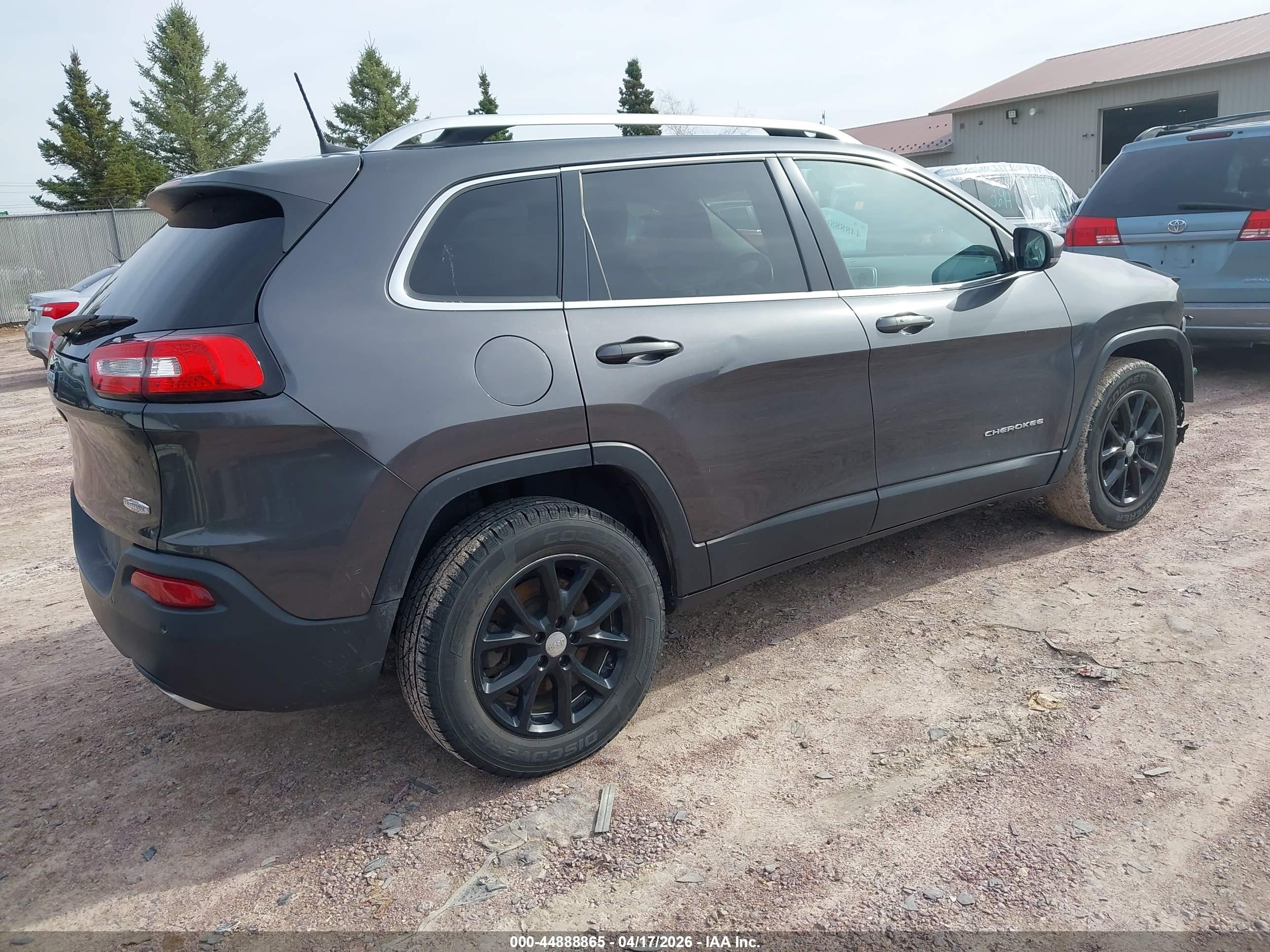 JEEP CHEROKEE image 4
