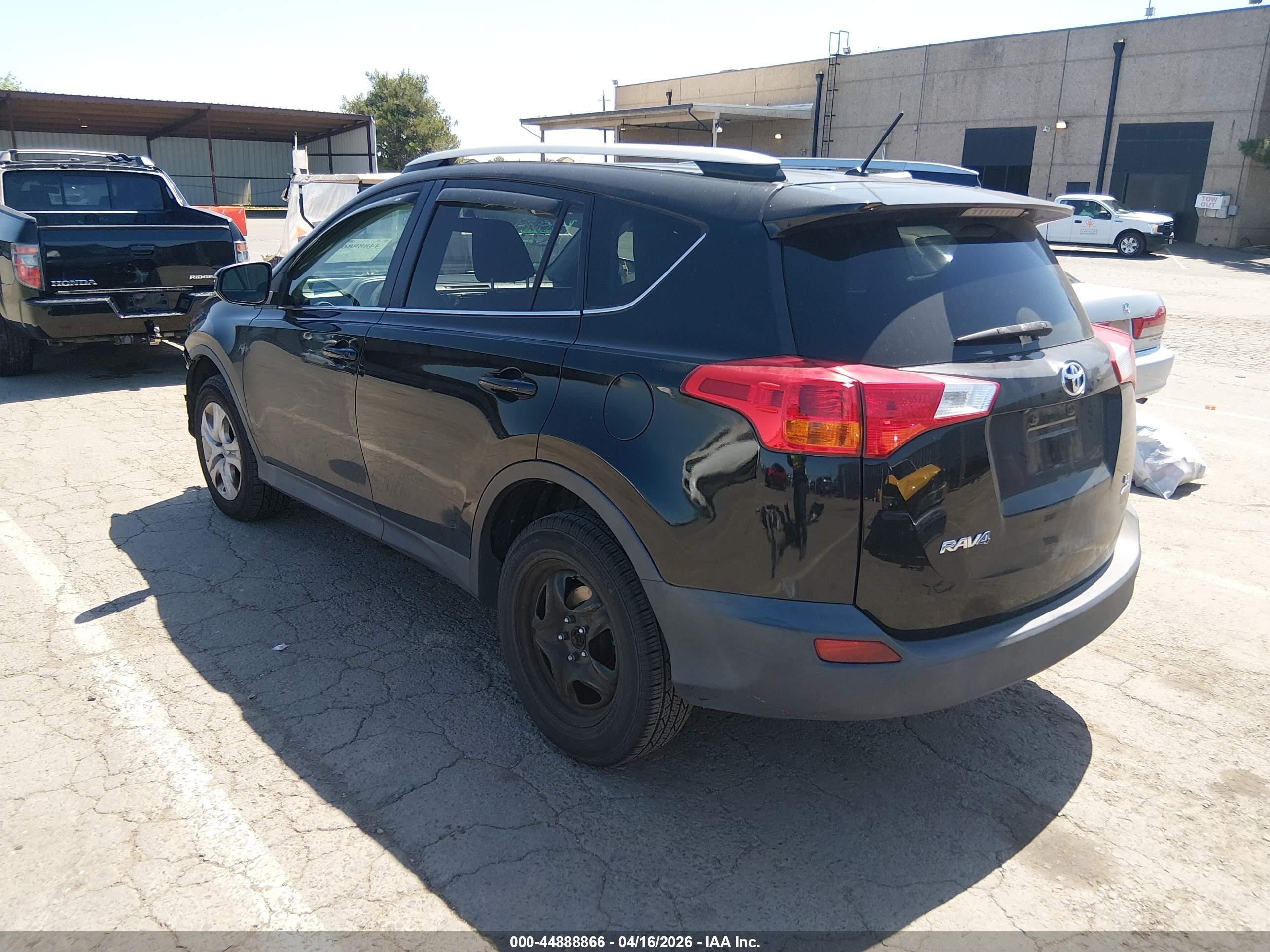 TOYOTA RAV4 image 3