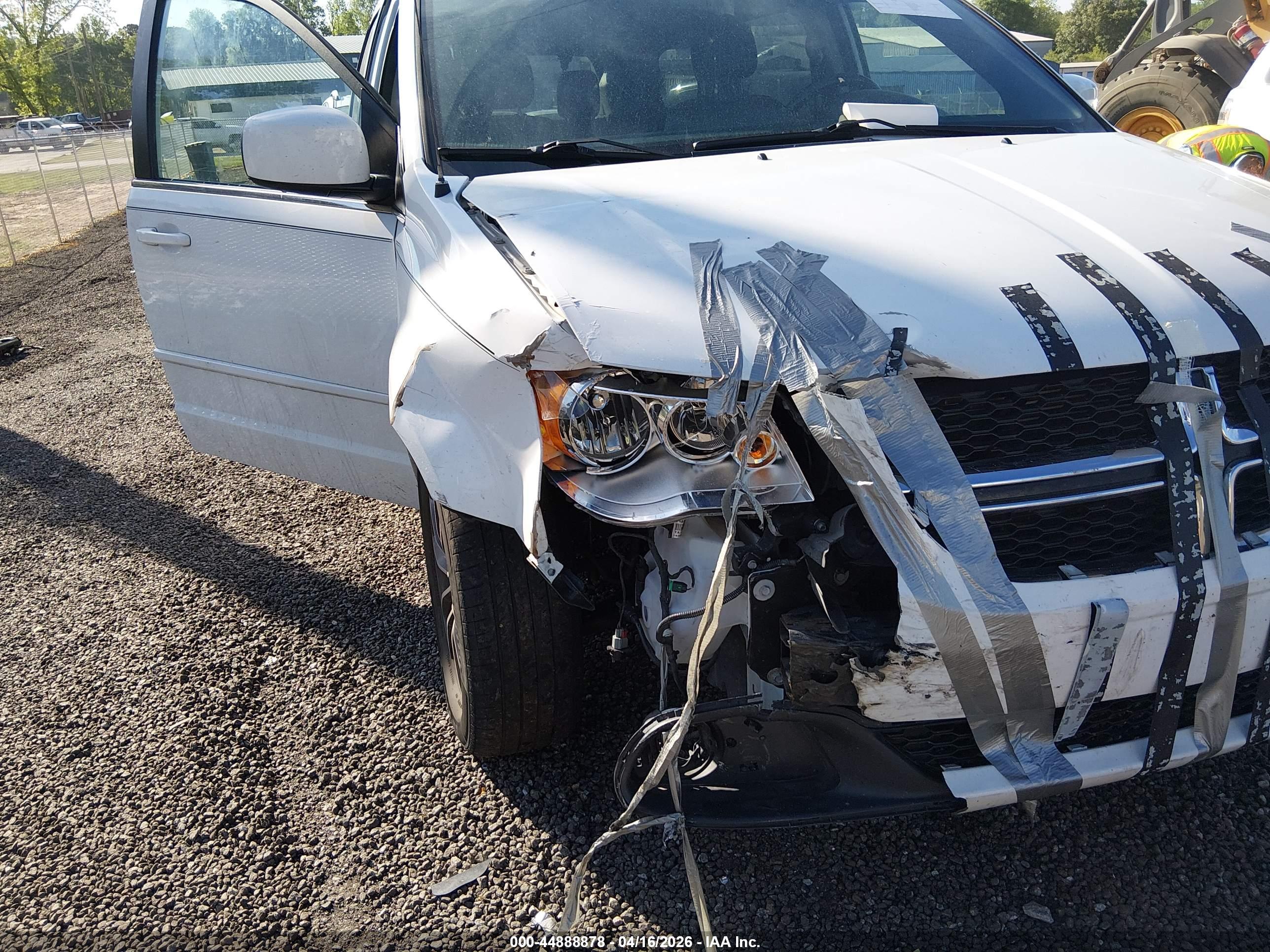 DODGE GRAND image 6
