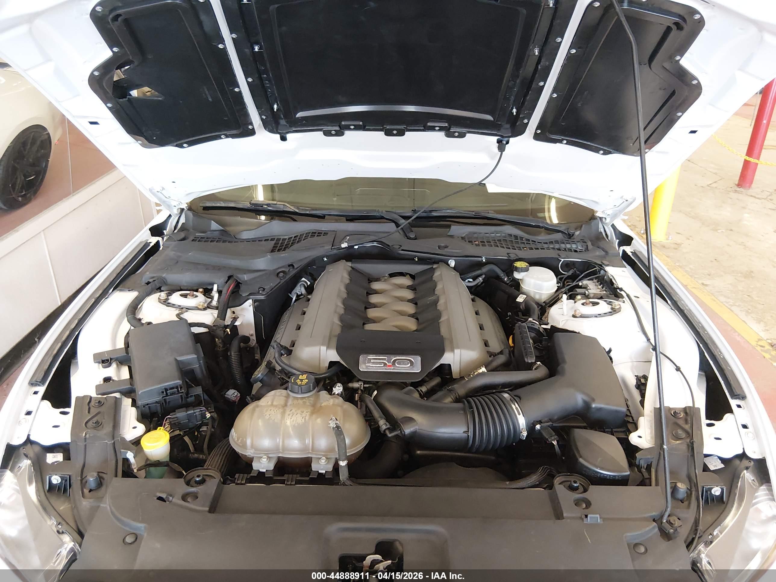 FORD MUSTANG image 10