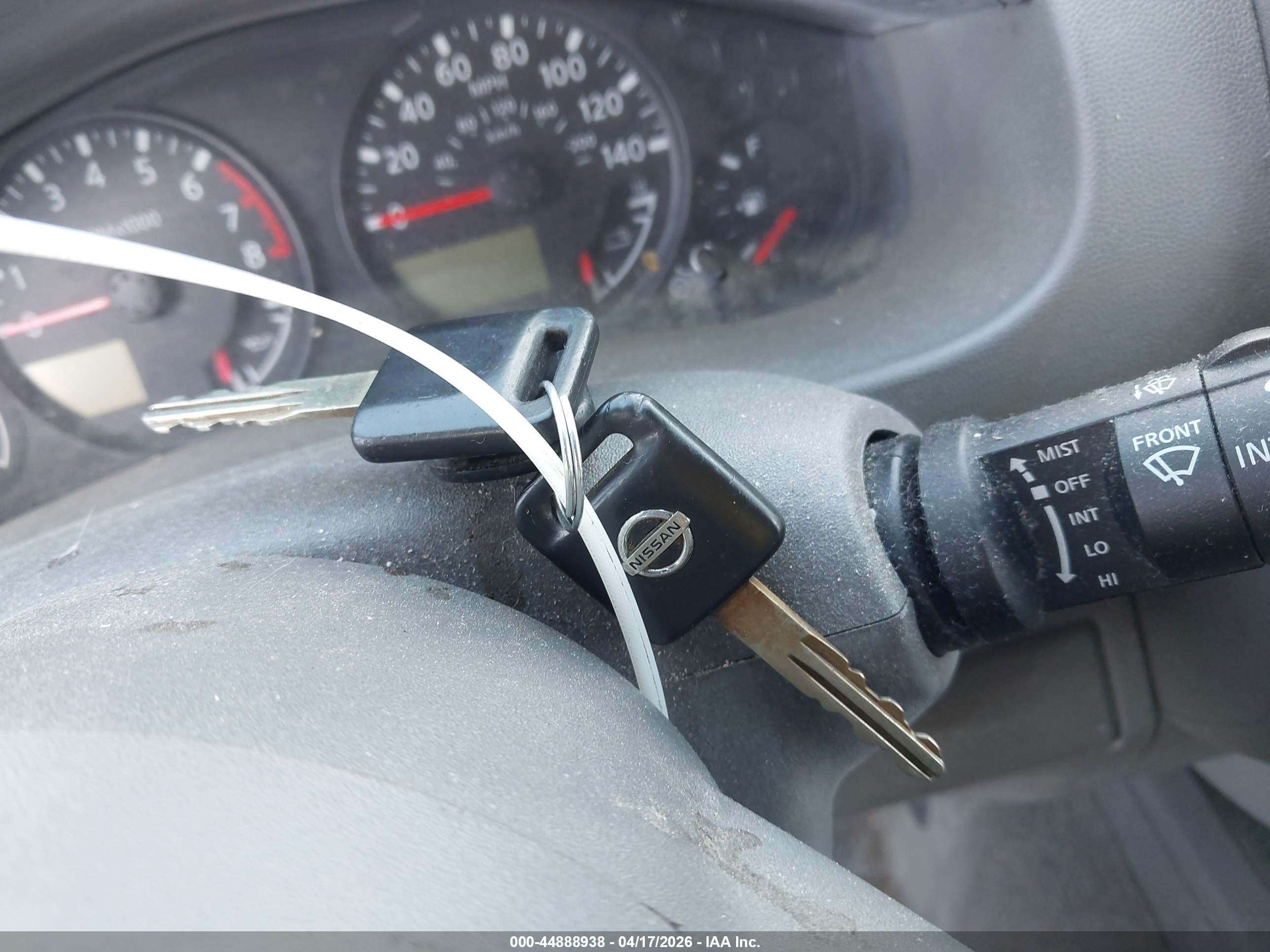 NISSAN FRONTIER image 11