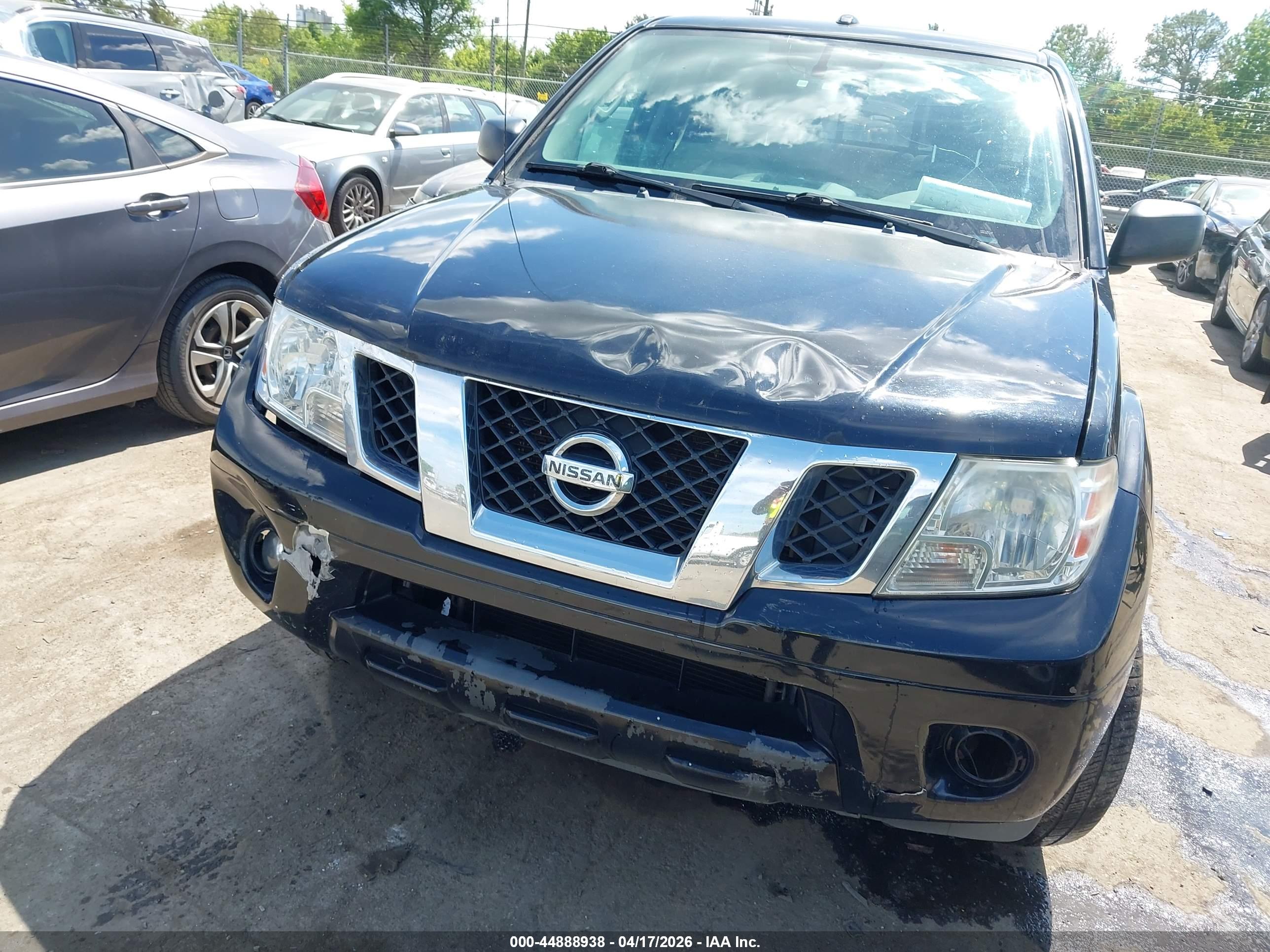 NISSAN FRONTIER image 6