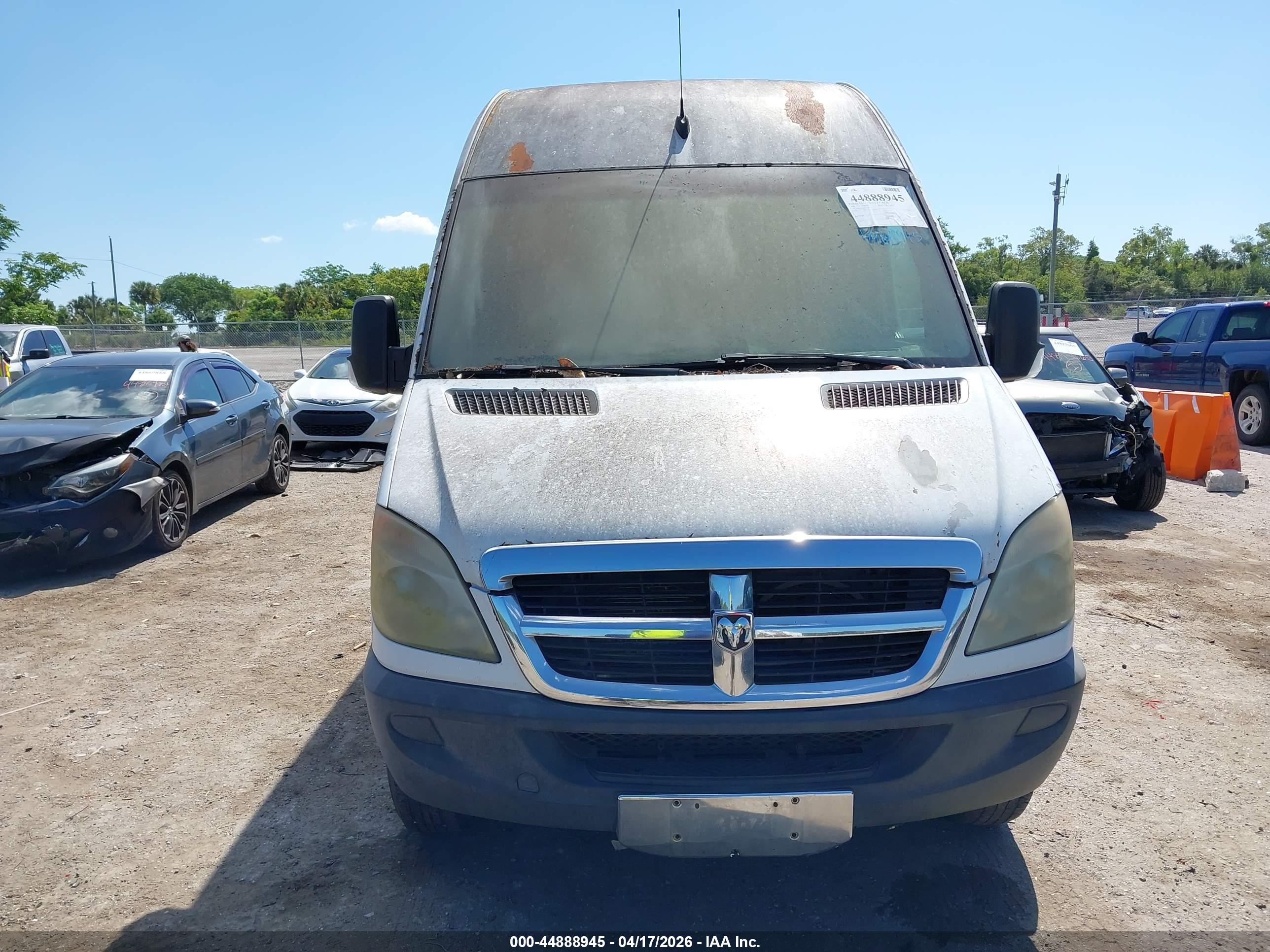 DODGE SPRINTER image 6