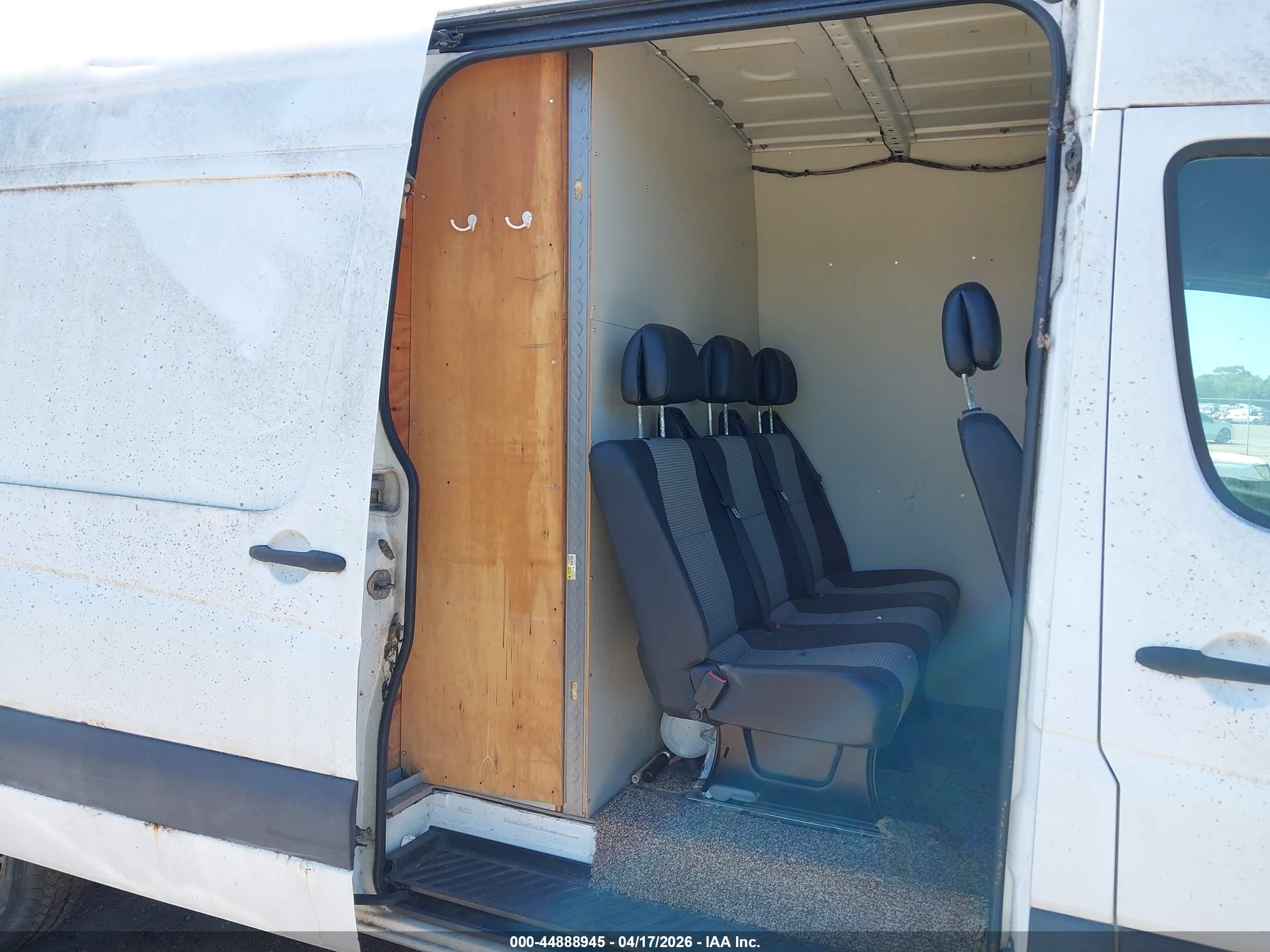 DODGE SPRINTER image 8