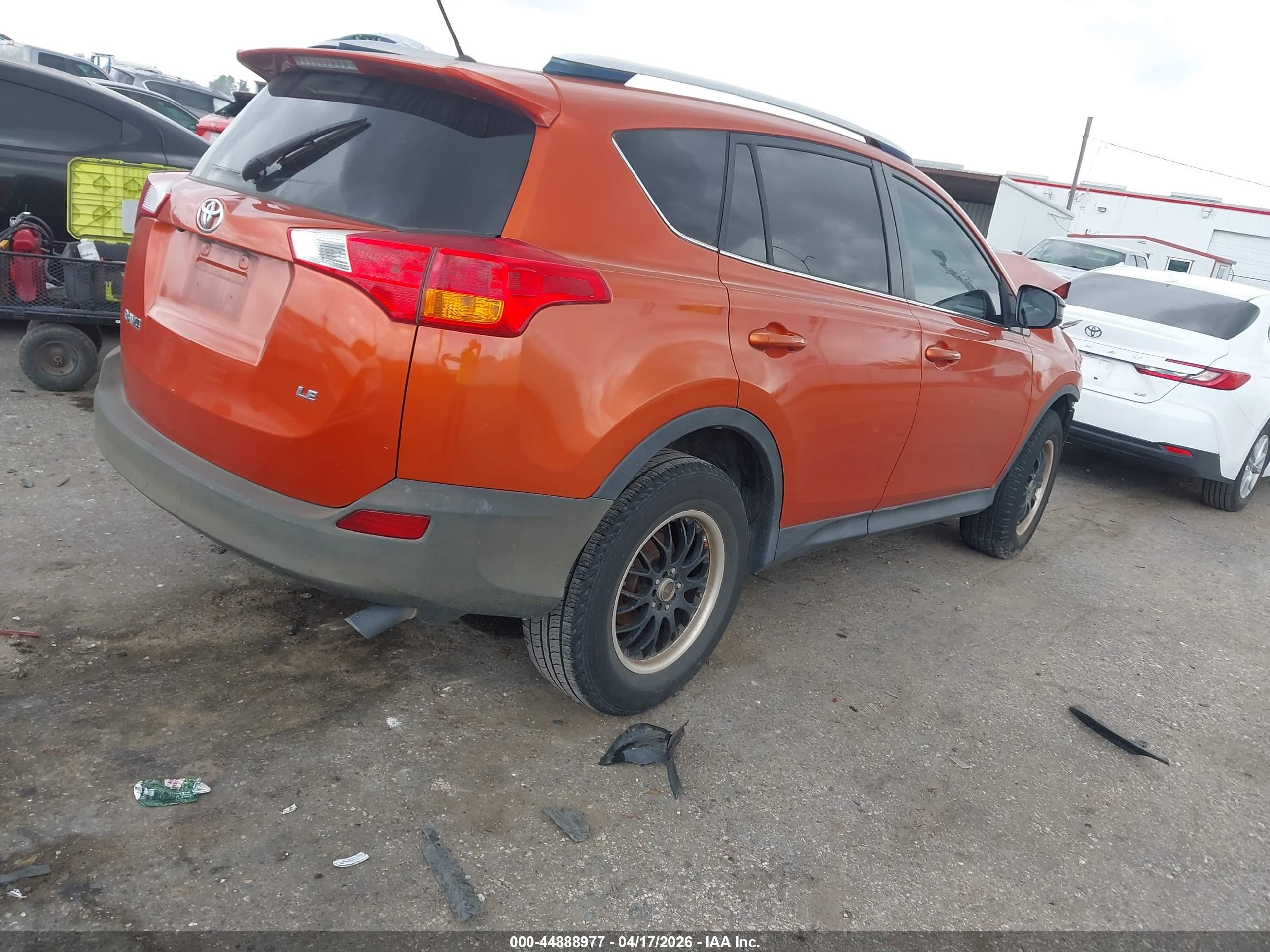 TOYOTA RAV4 image 4