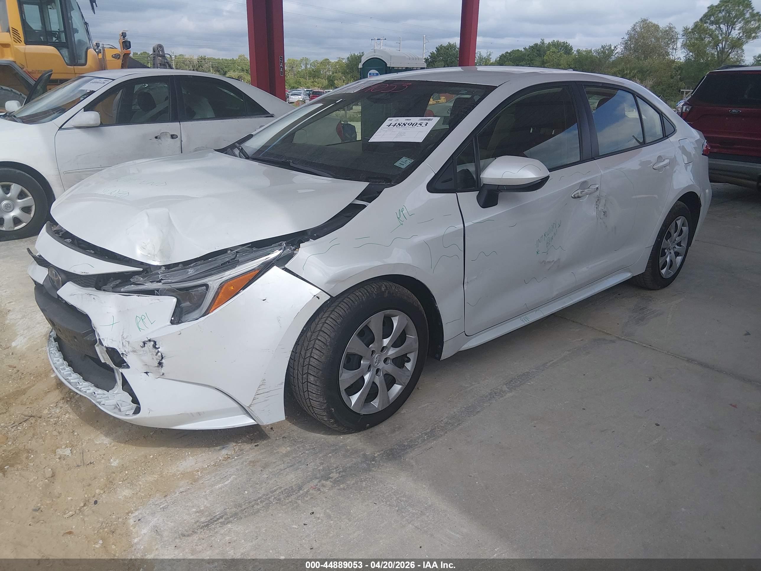 TOYOTA COROLLA image 2