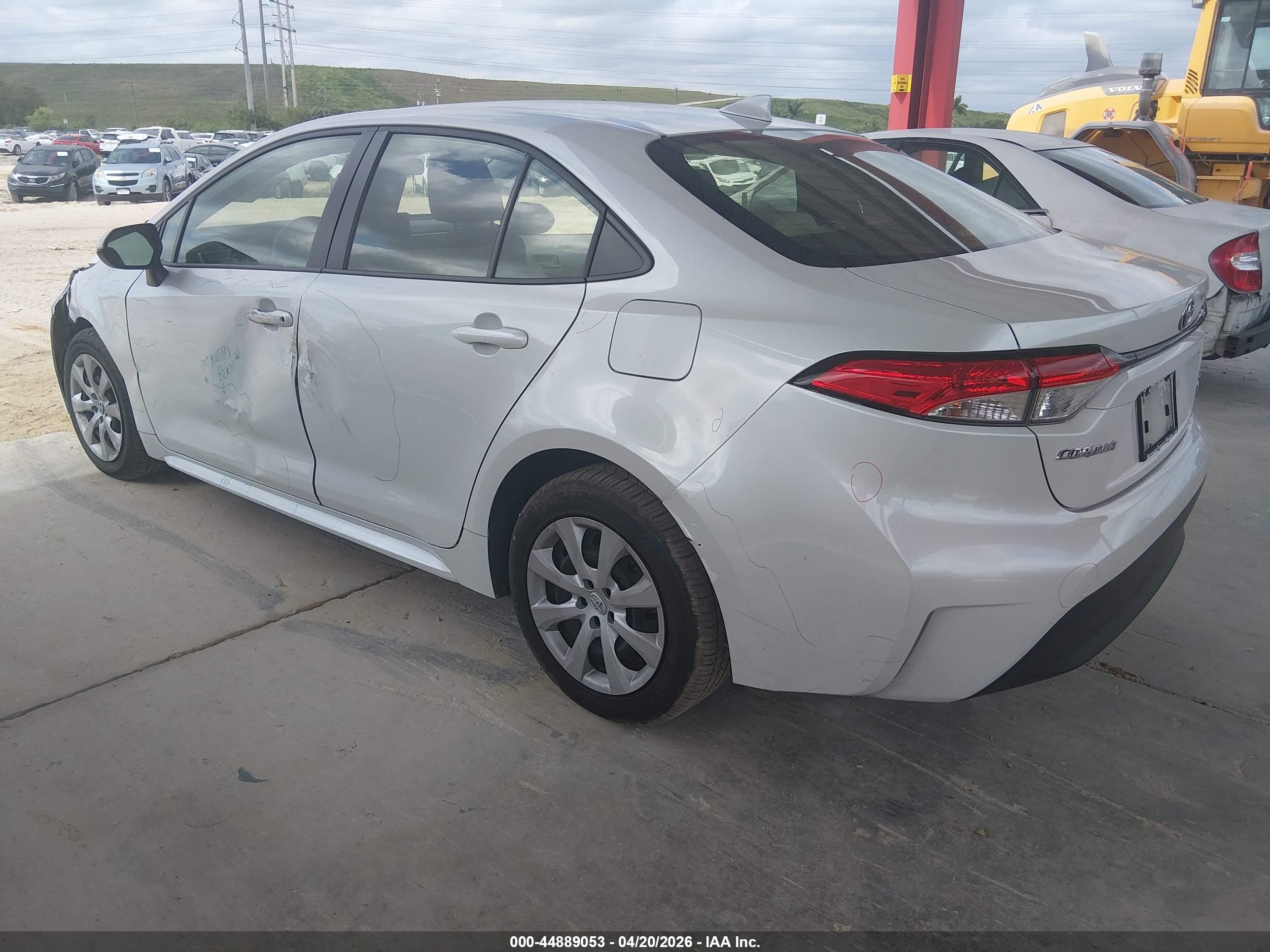 TOYOTA COROLLA image 3