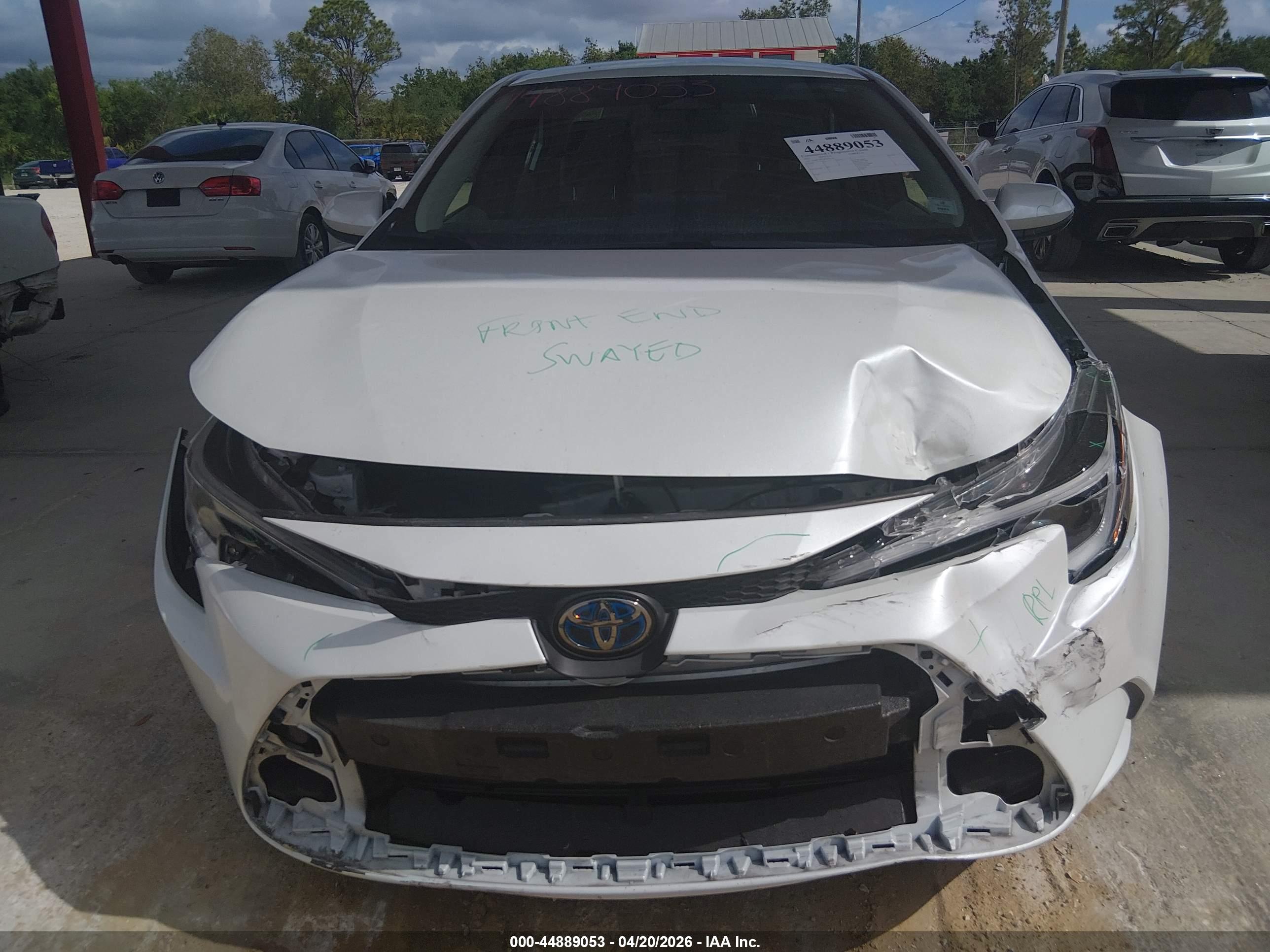 TOYOTA COROLLA image 6