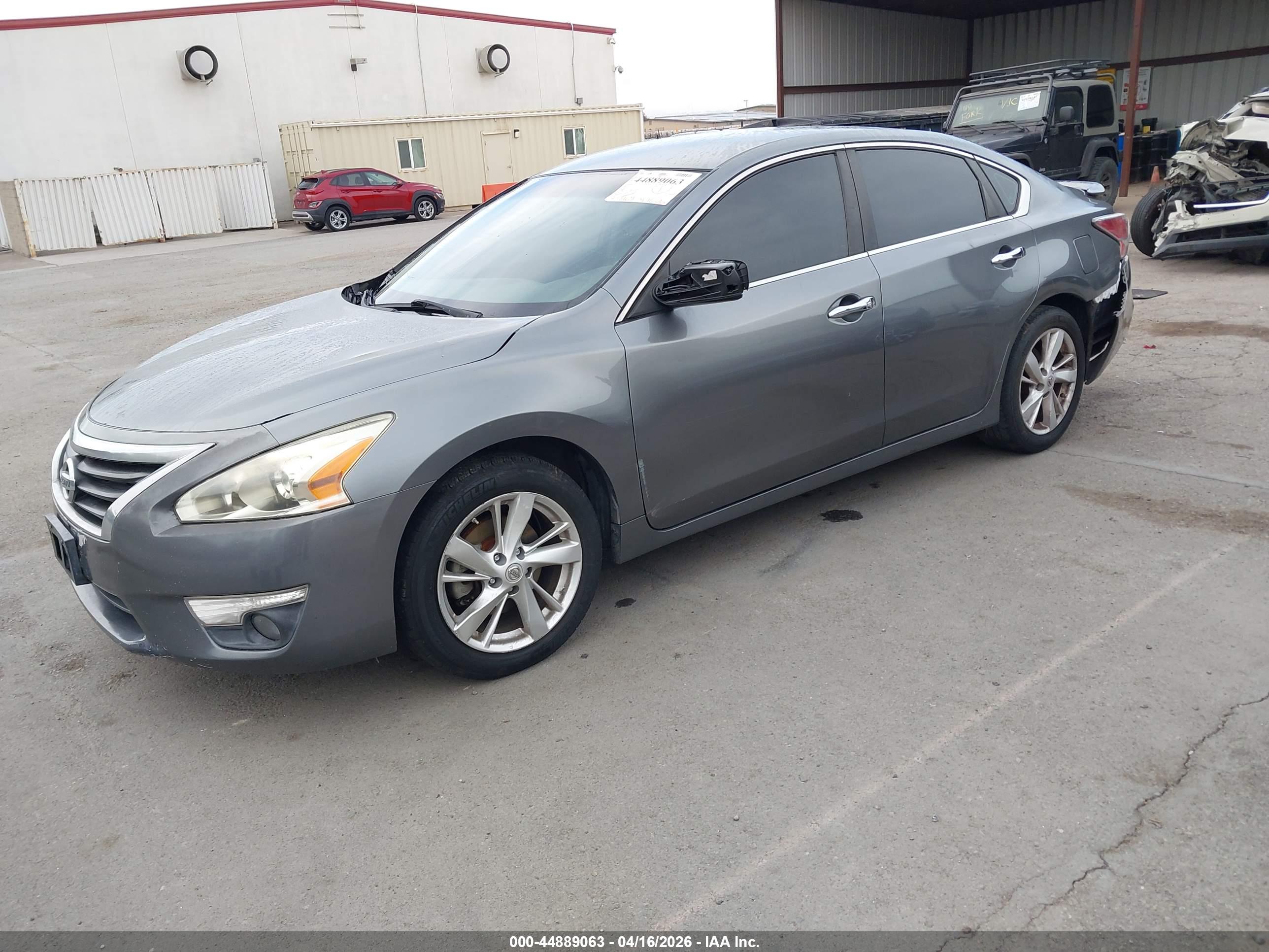 NISSAN ALTIMA image 2