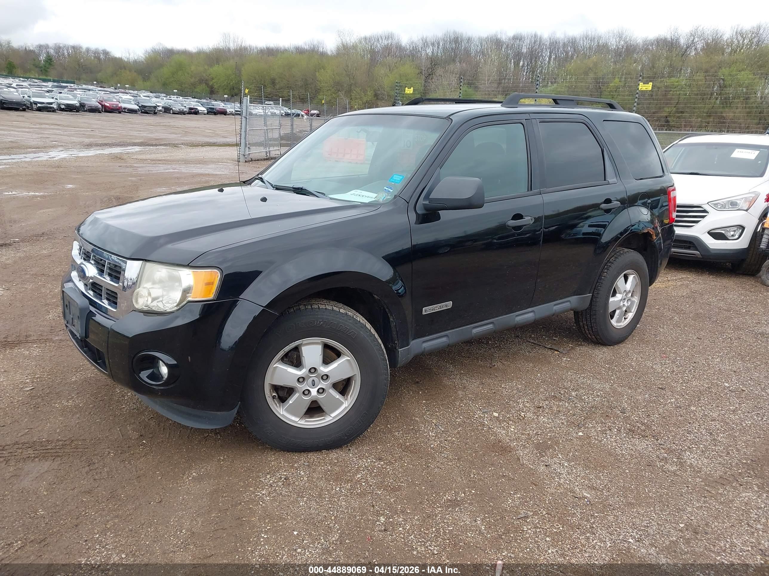 FORD ESCAPE image 2