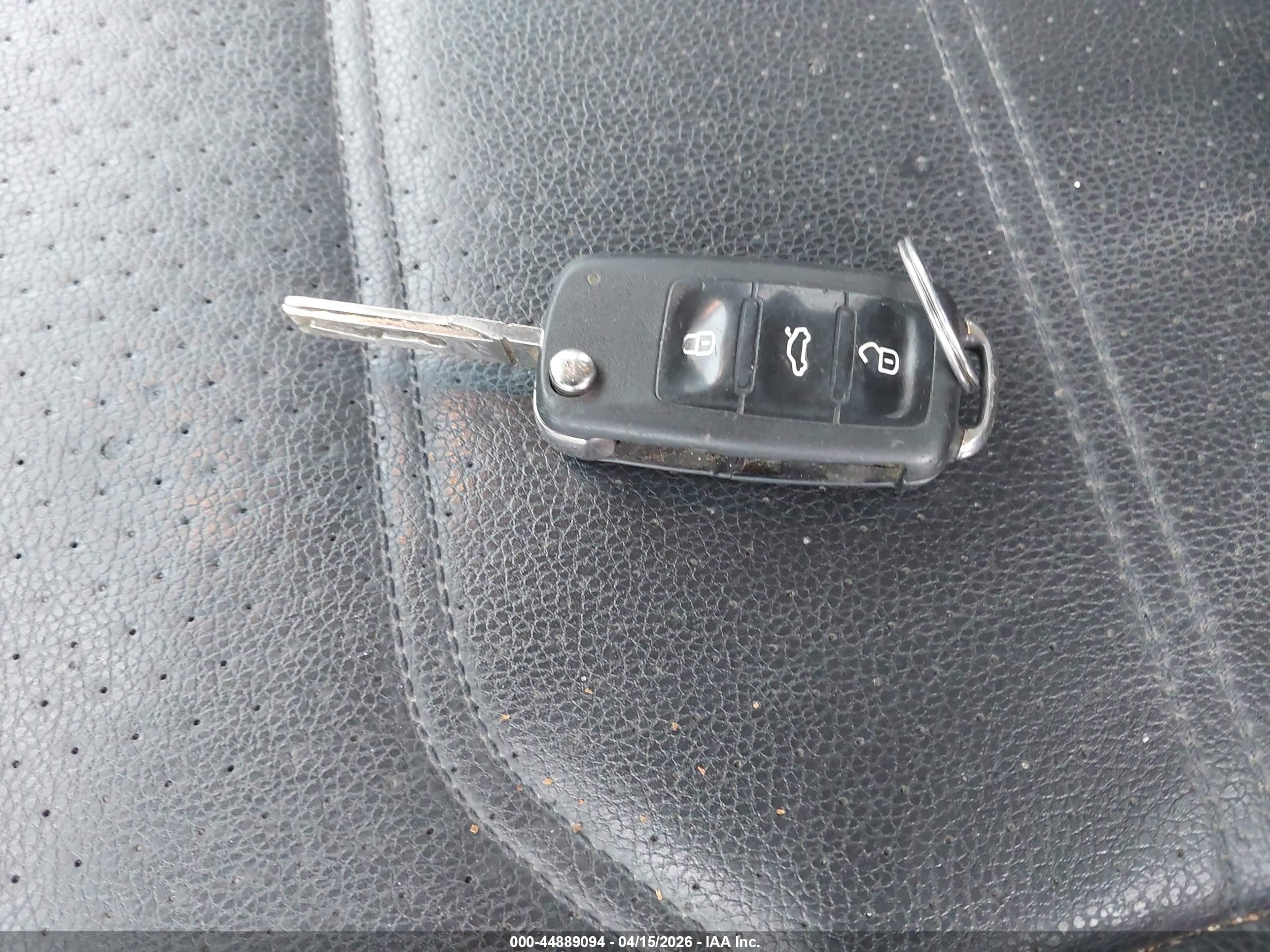 VOLKSWAGEN PASSAT image 11