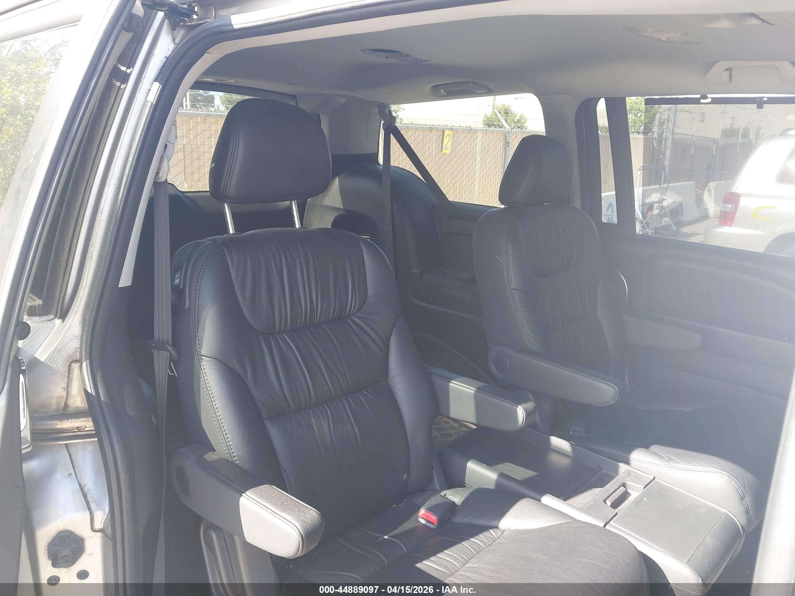 HONDA ODYSSEY image 8