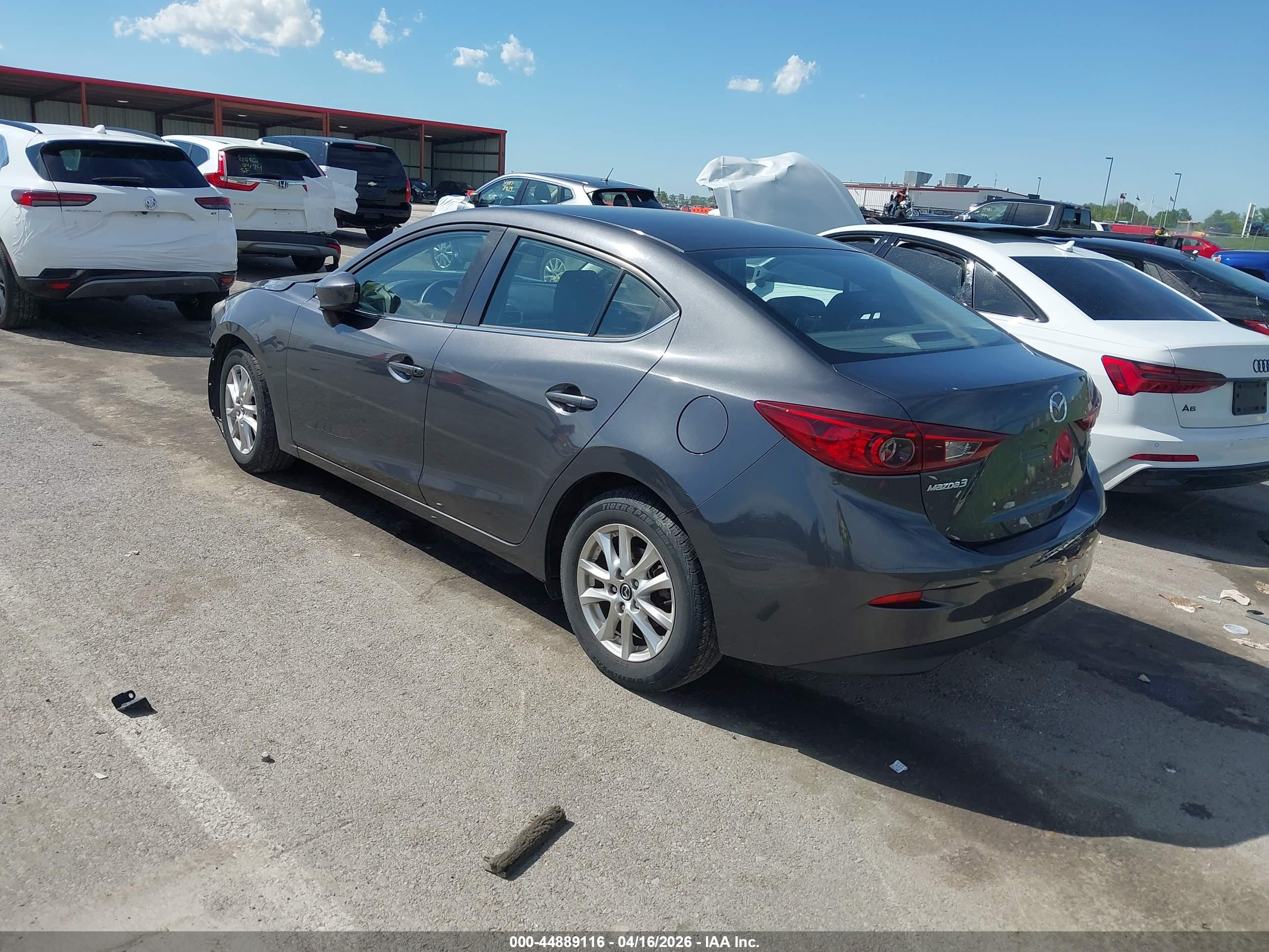 MAZDA MAZDA3 image 3