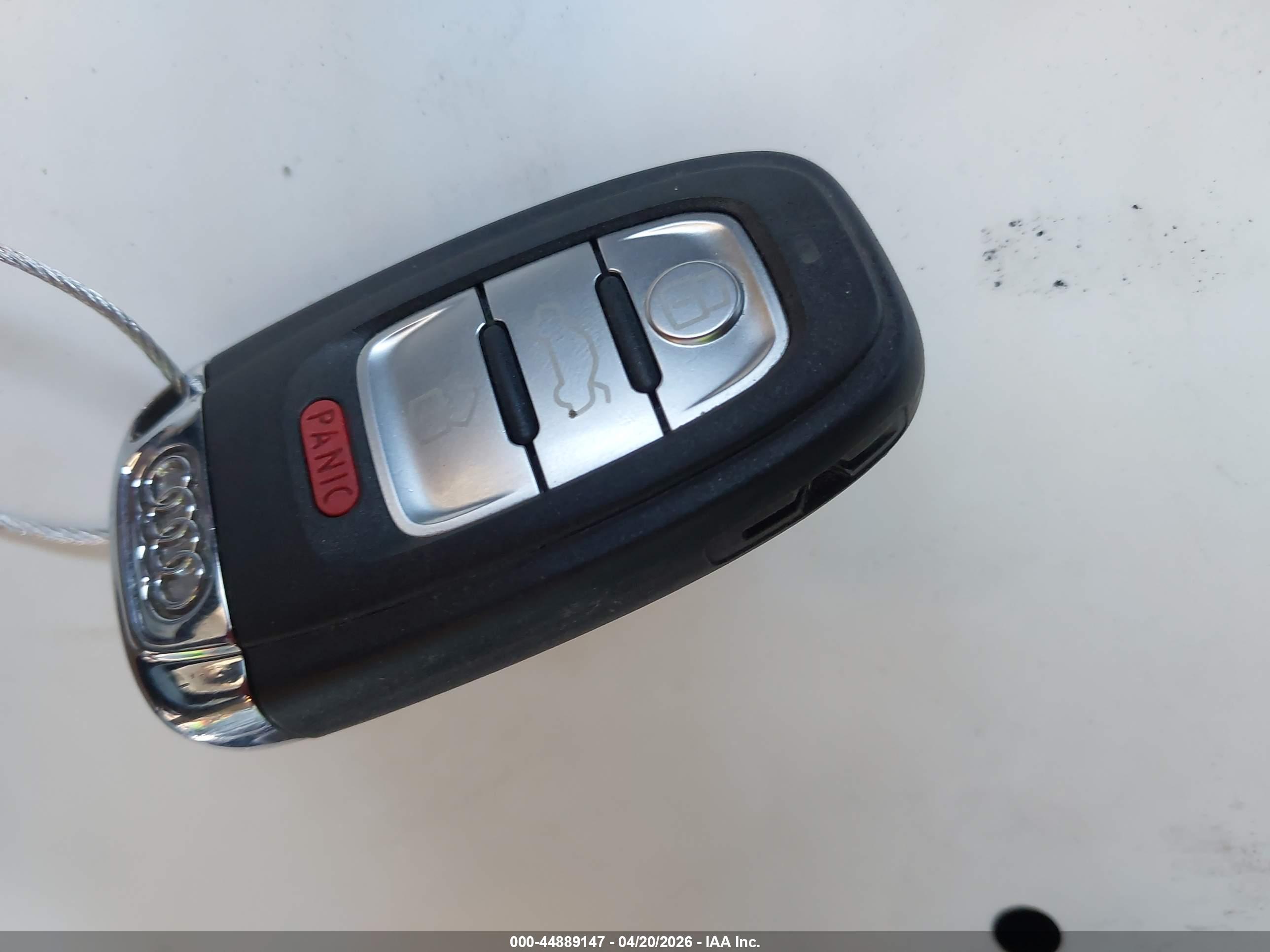 AUDI A4 image 11