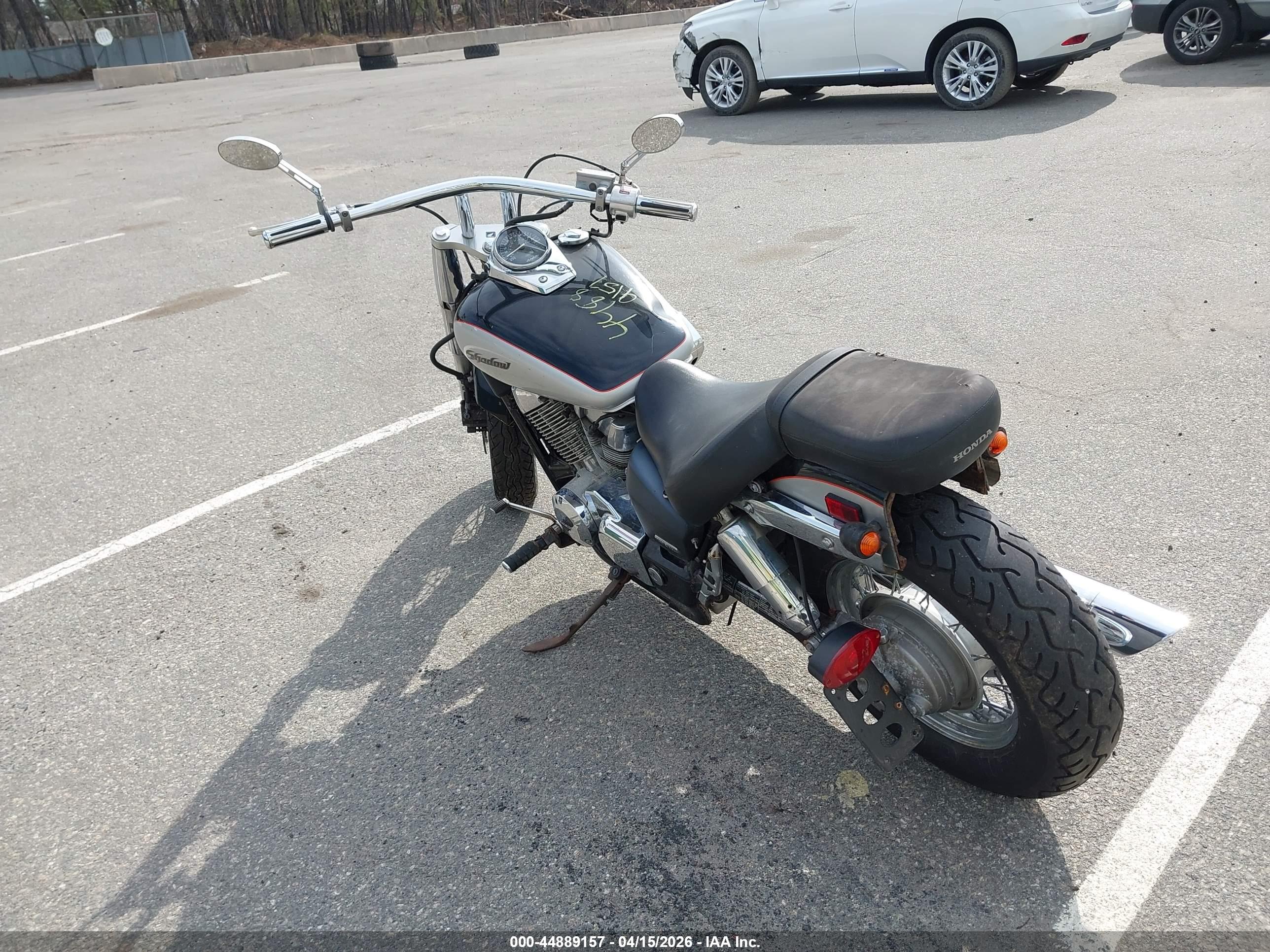 HONDA VT750 image 3