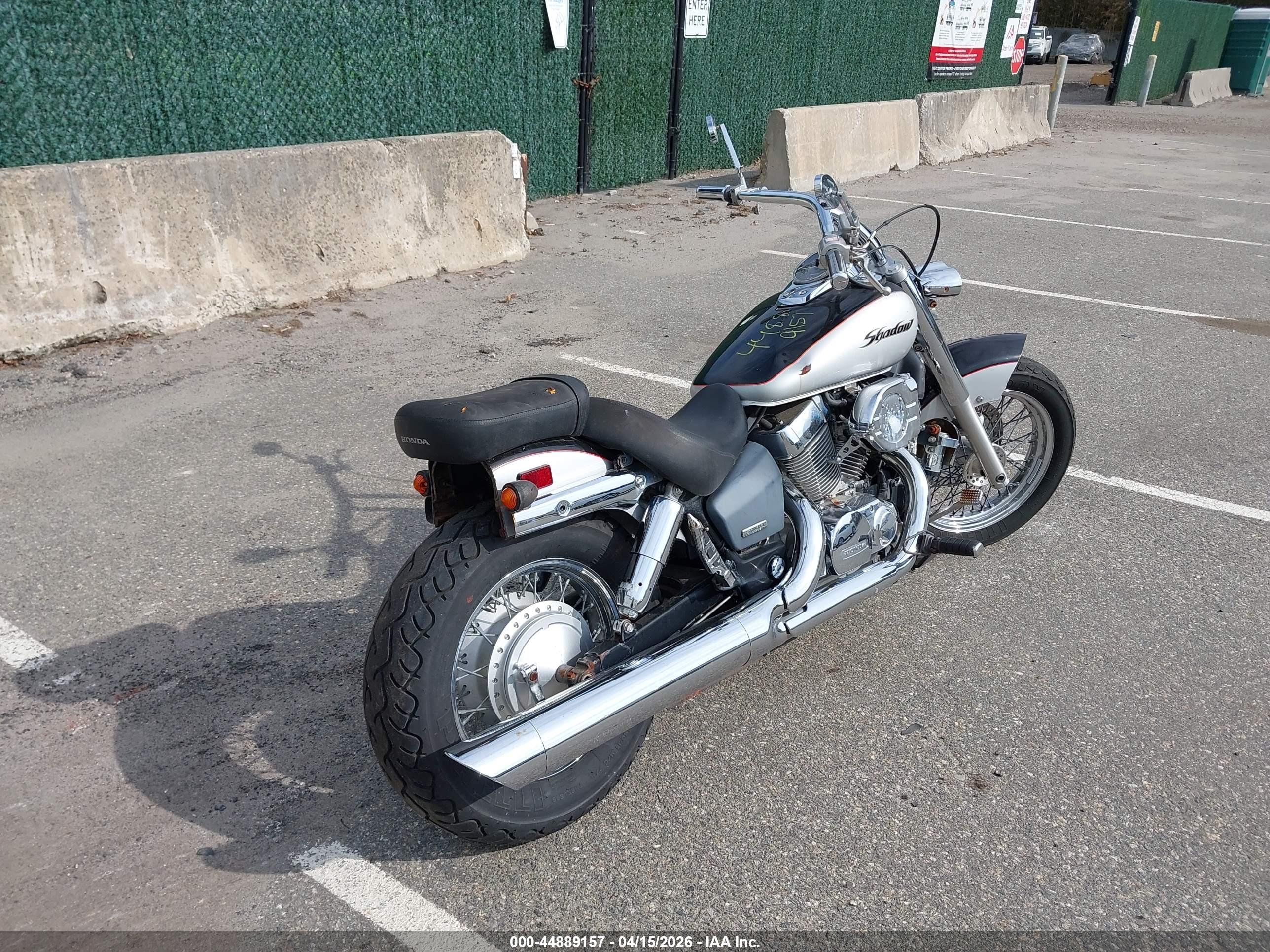 HONDA VT750 image 4