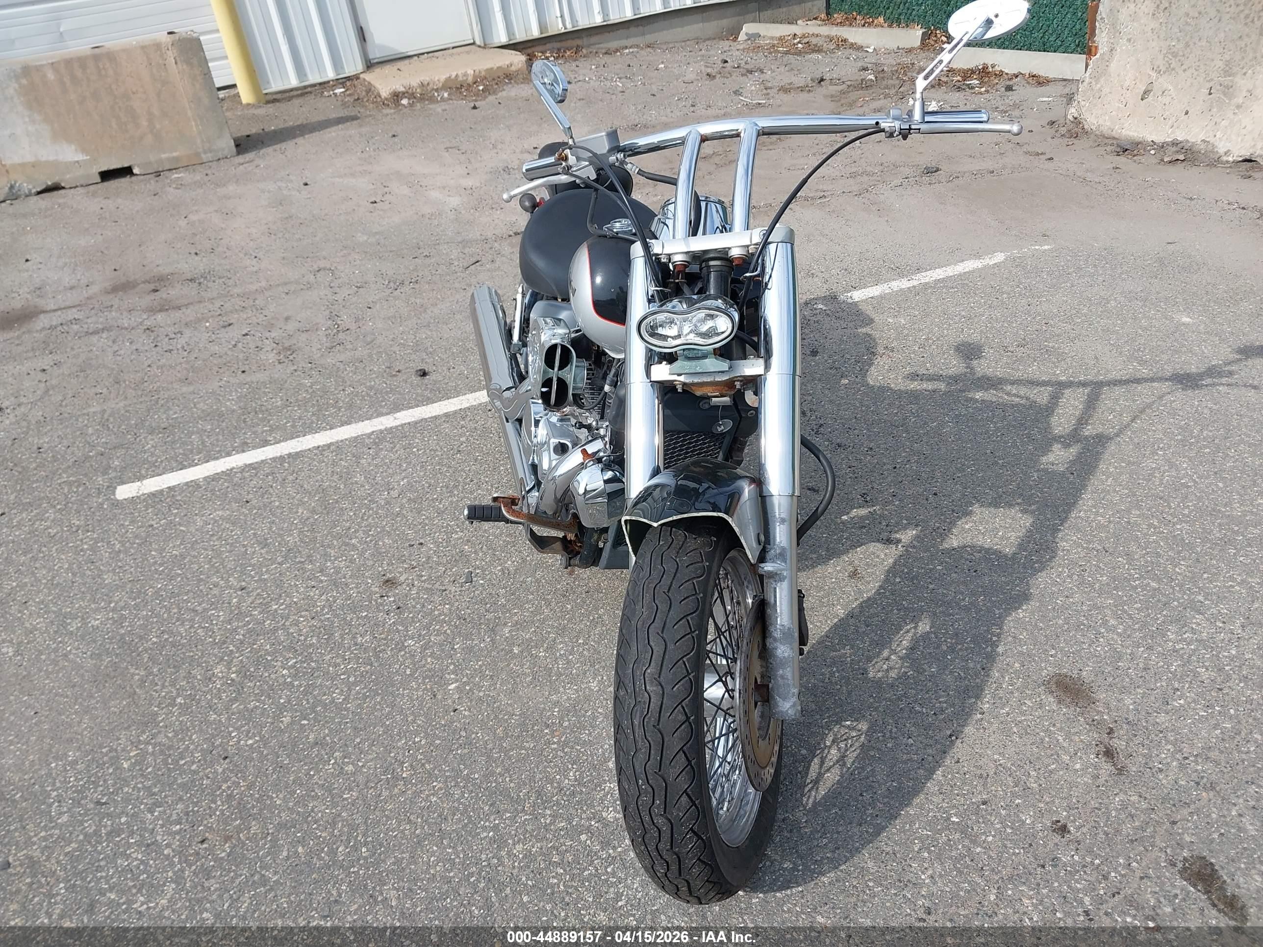 HONDA VT750 image 5