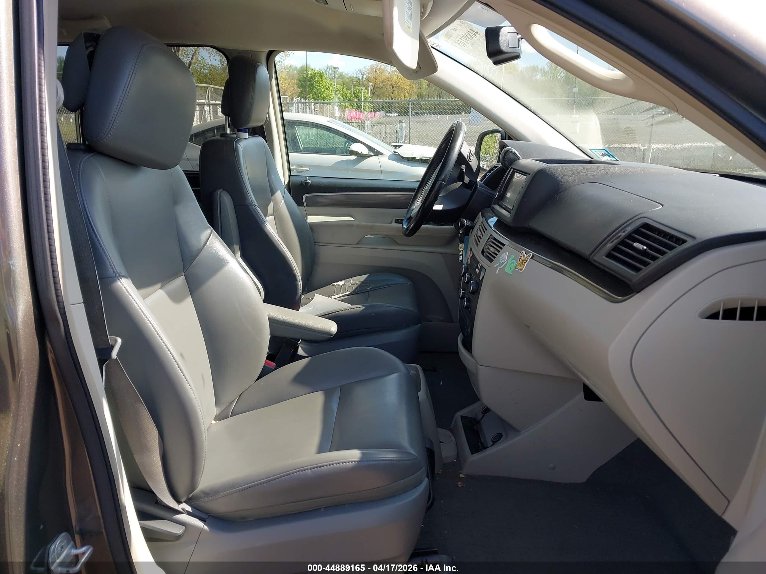 VOLKSWAGEN ROUTAN image 5