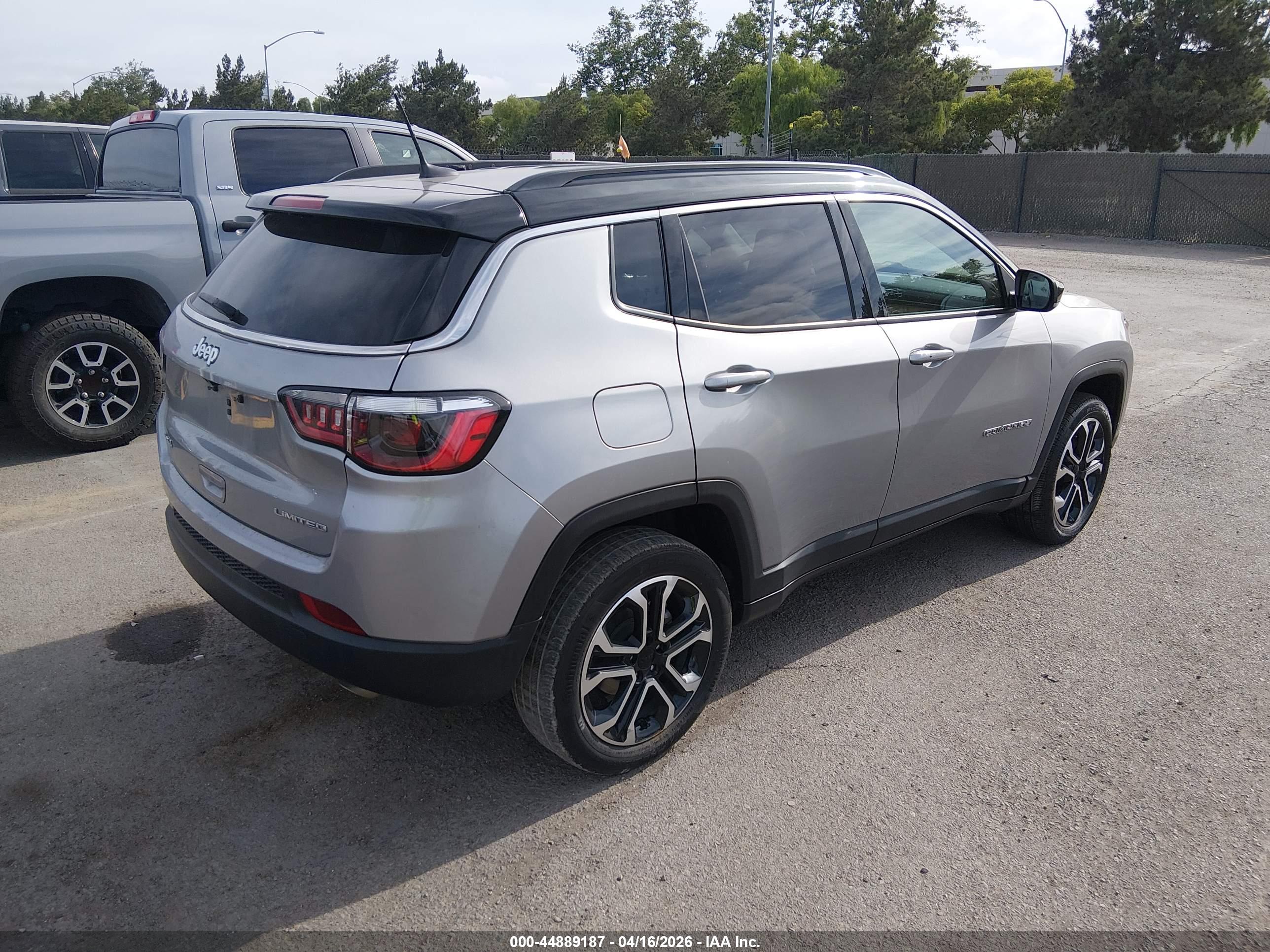 JEEP COMPASS image 4