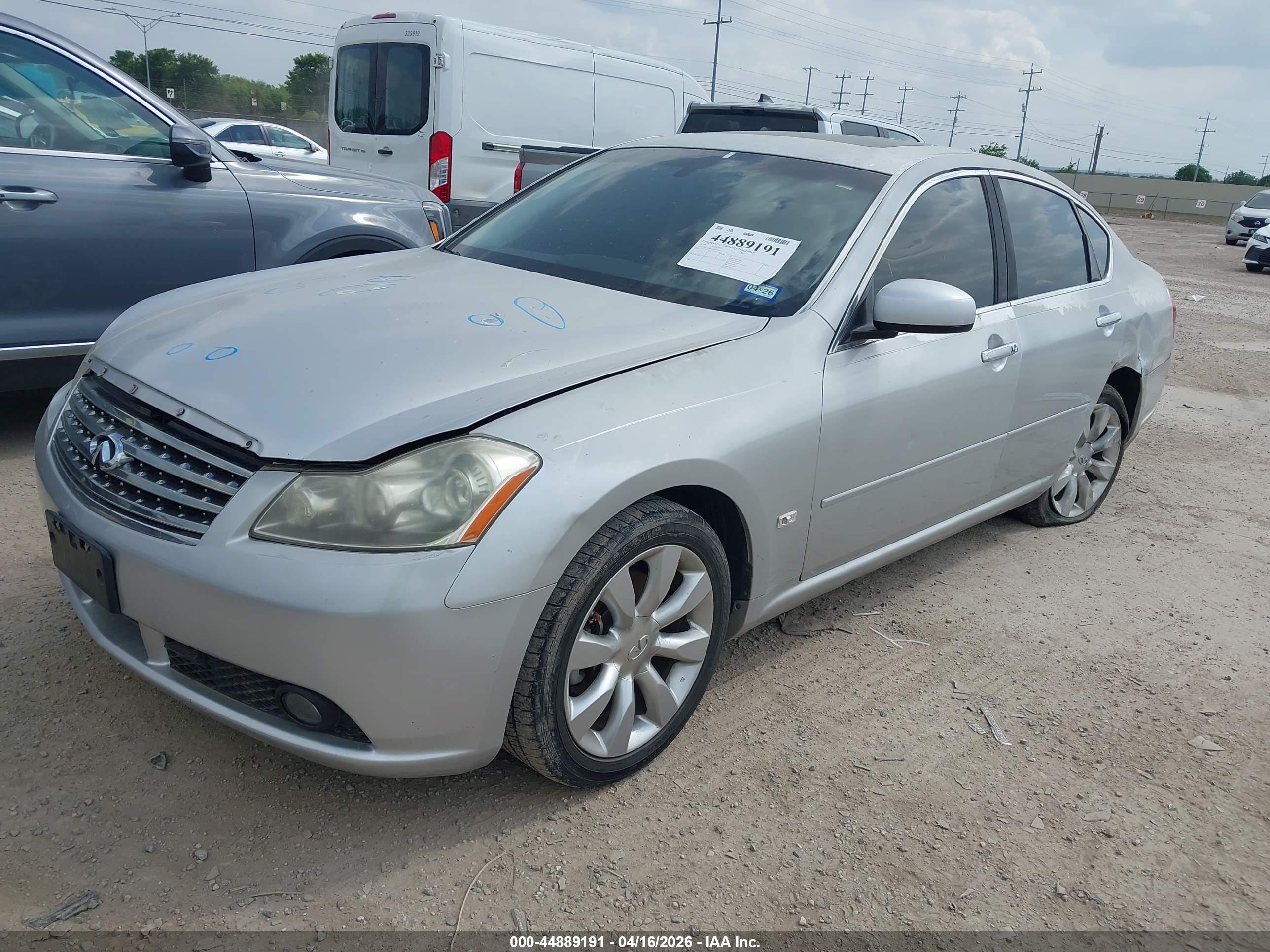 INFINITI M35 image 2