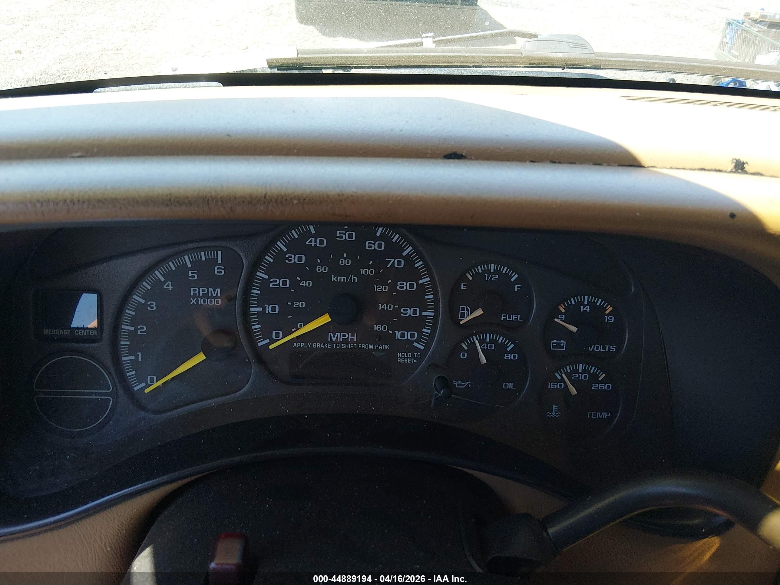 CHEVROLET SILVERADO image 7