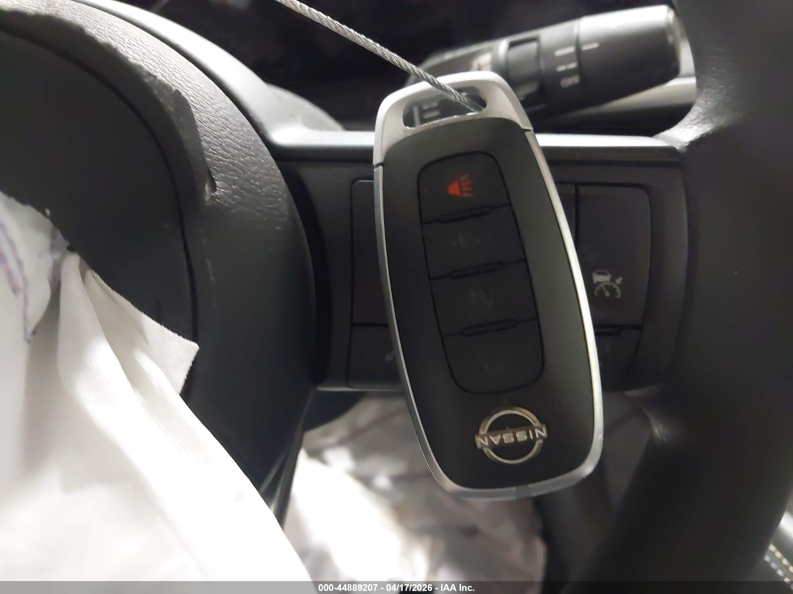 NISSAN KICKS image 11