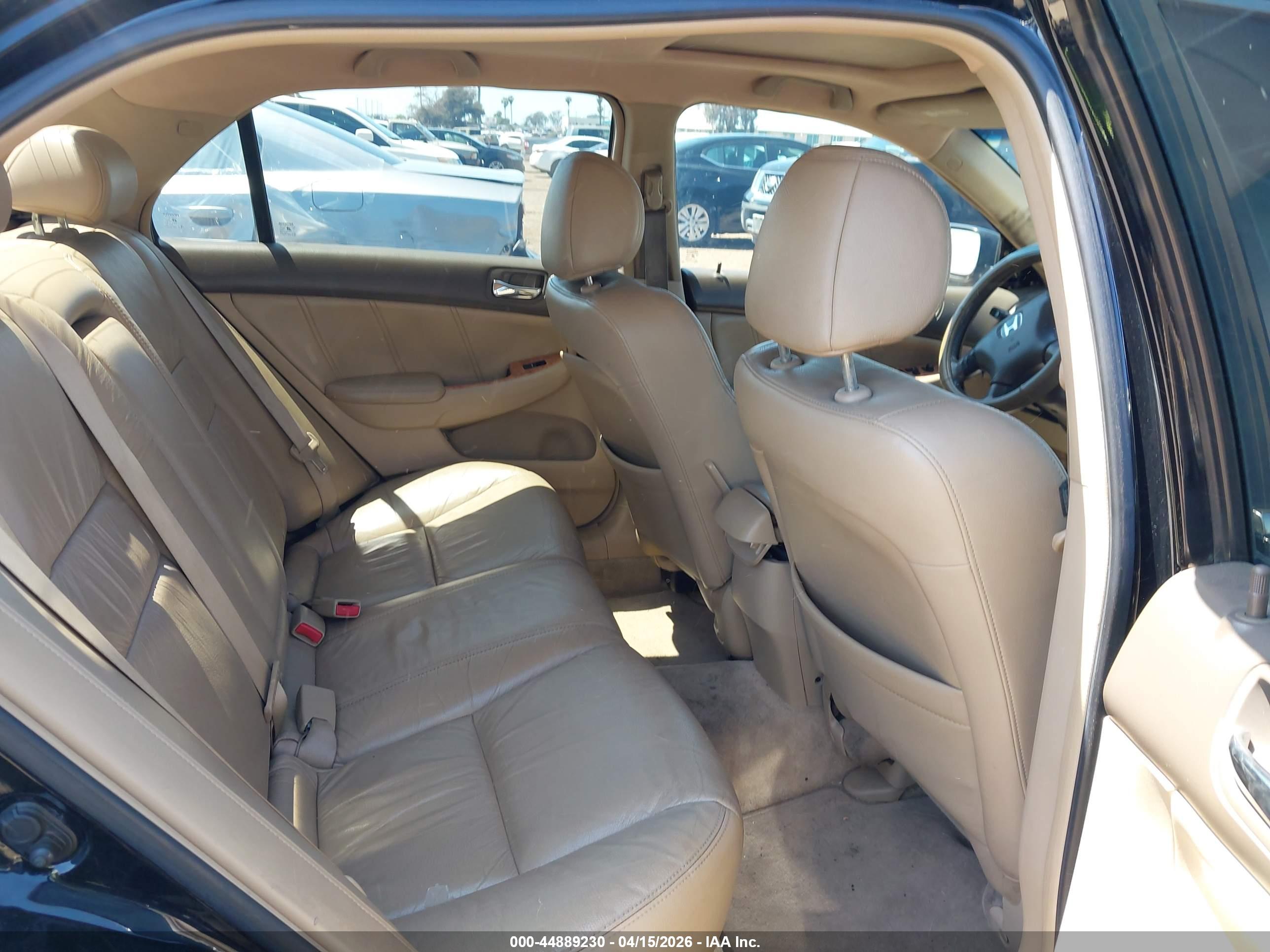 HONDA ACCORD image 8