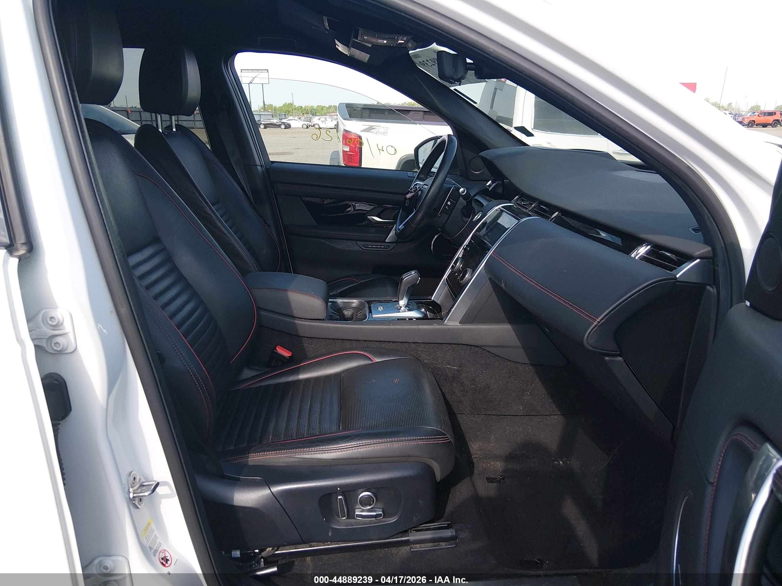 LAND ROVER image 5