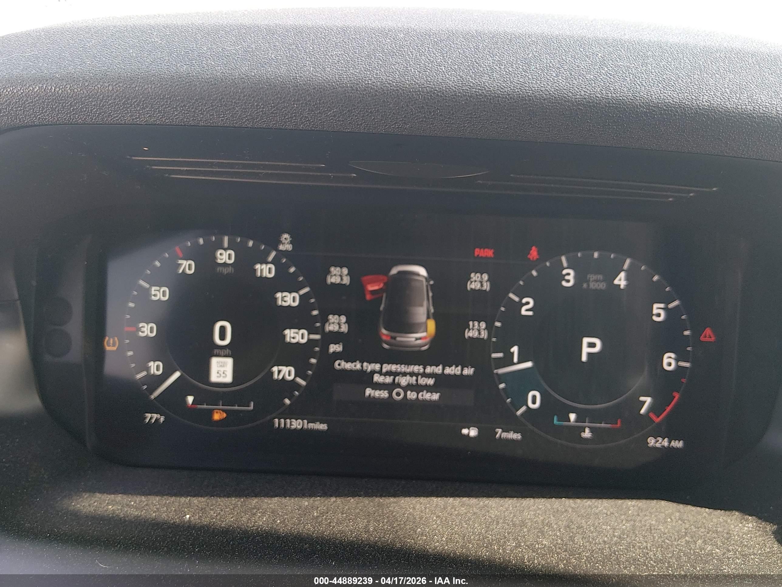 LAND ROVER image 7