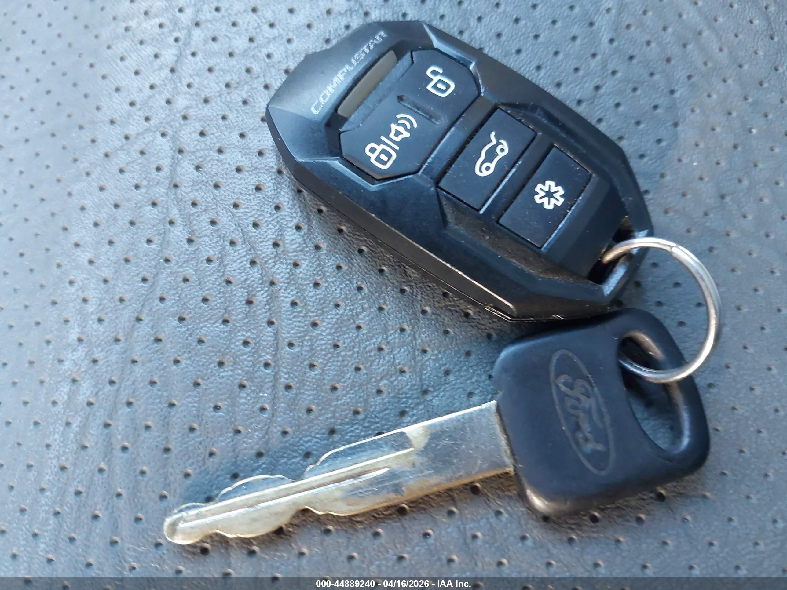 FORD E-150 image 11