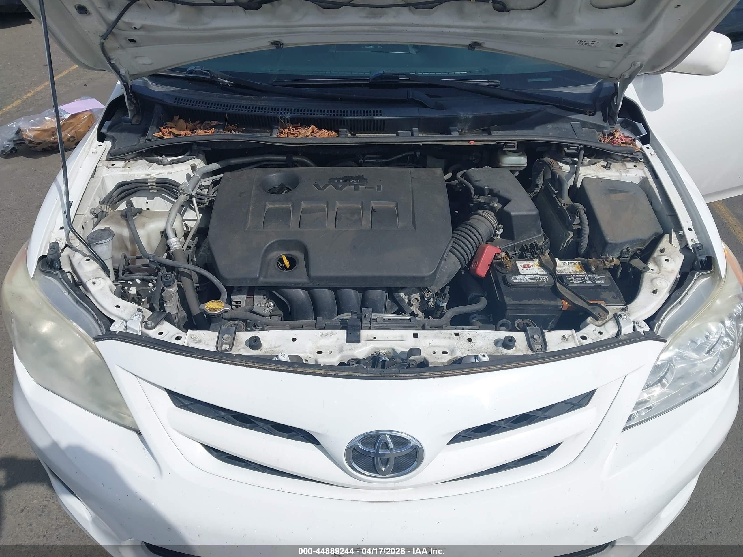 TOYOTA COROLLA image 10