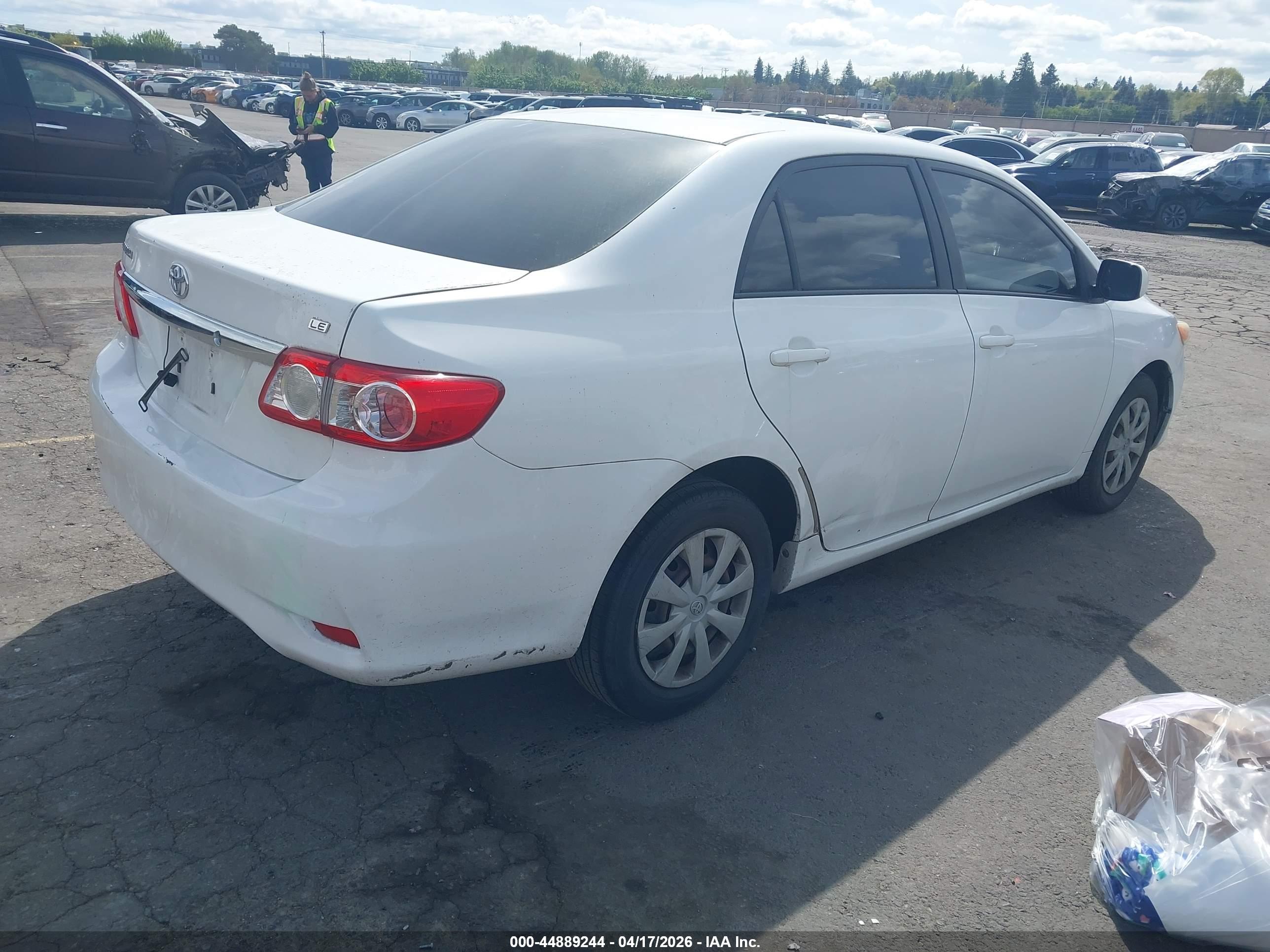 TOYOTA COROLLA image 4