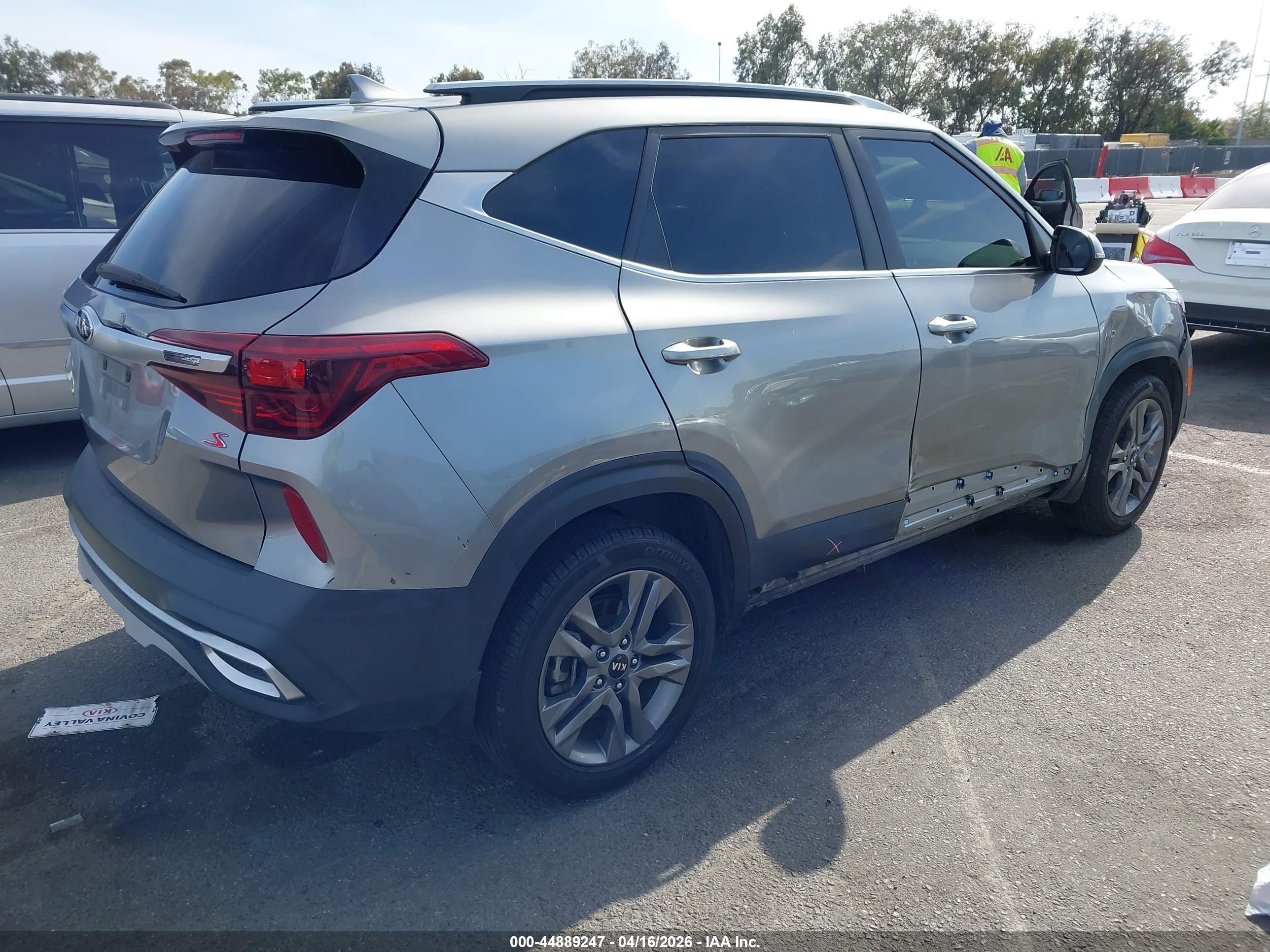 KIA SELTOS image 4