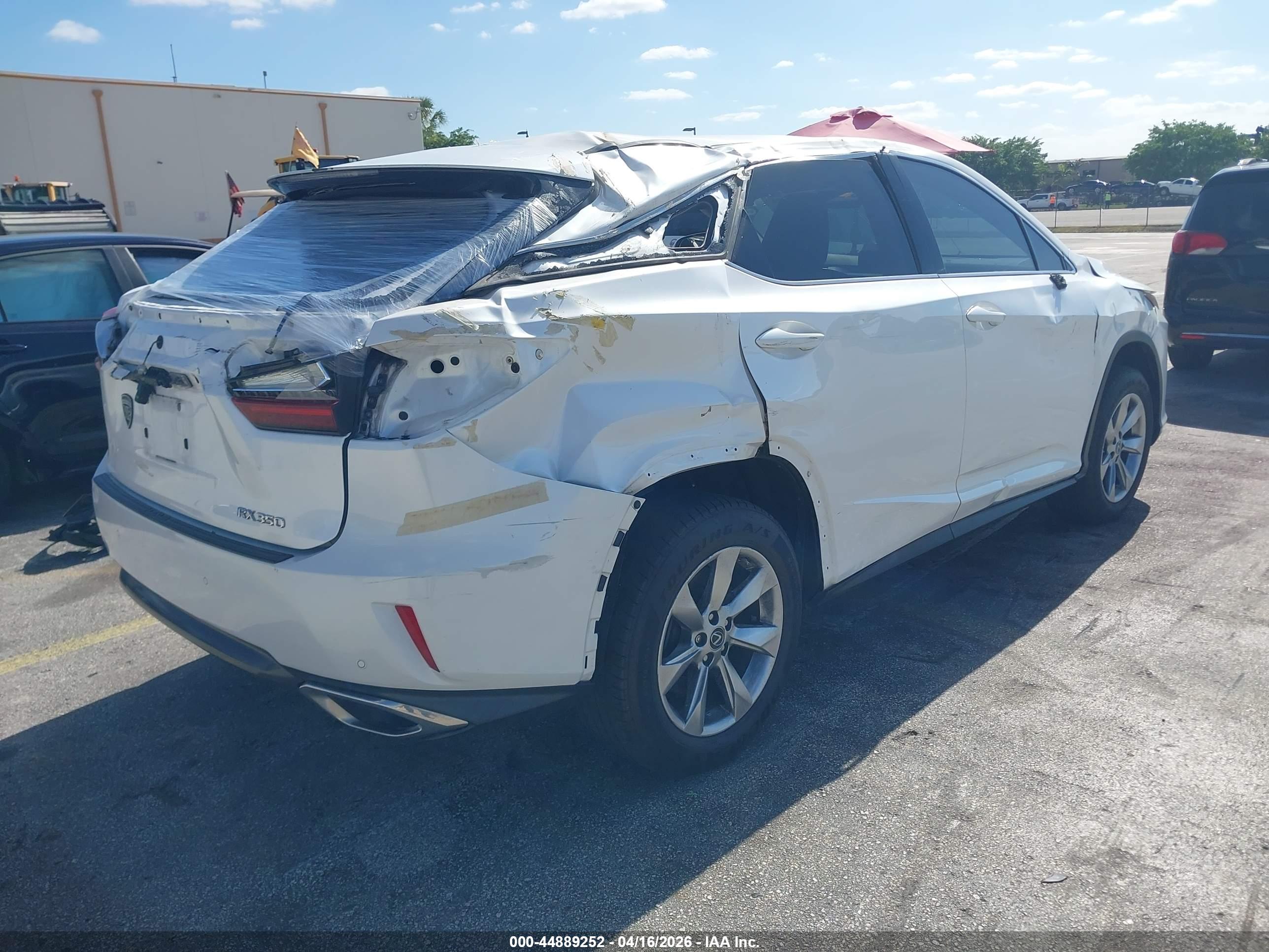 LEXUS RX image 4