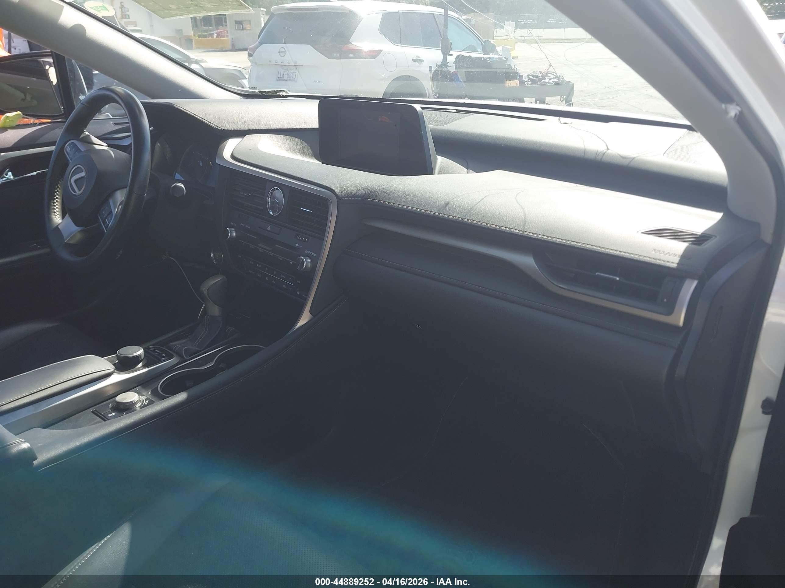 LEXUS RX image 5