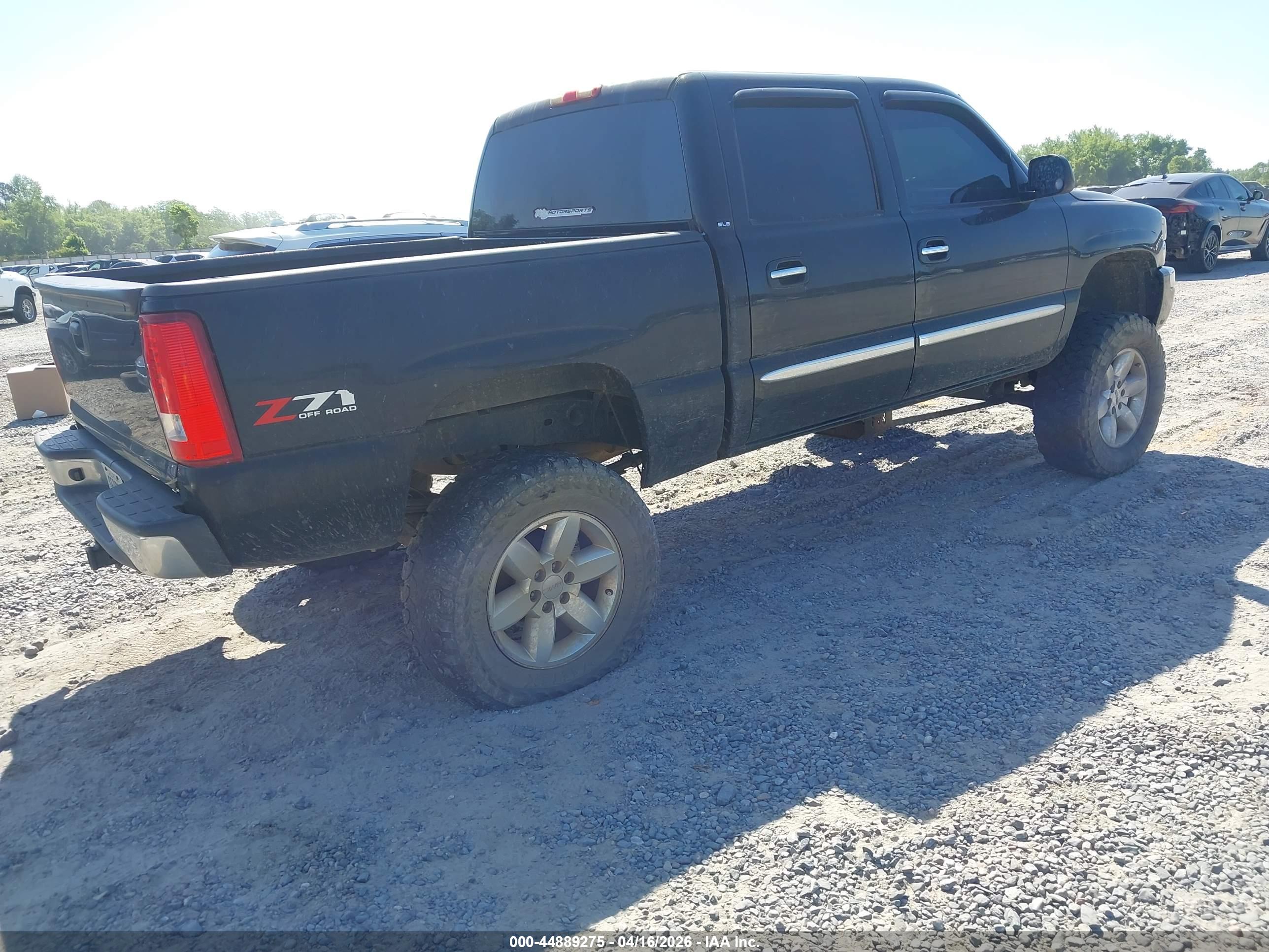 GMC SIERRA image 4