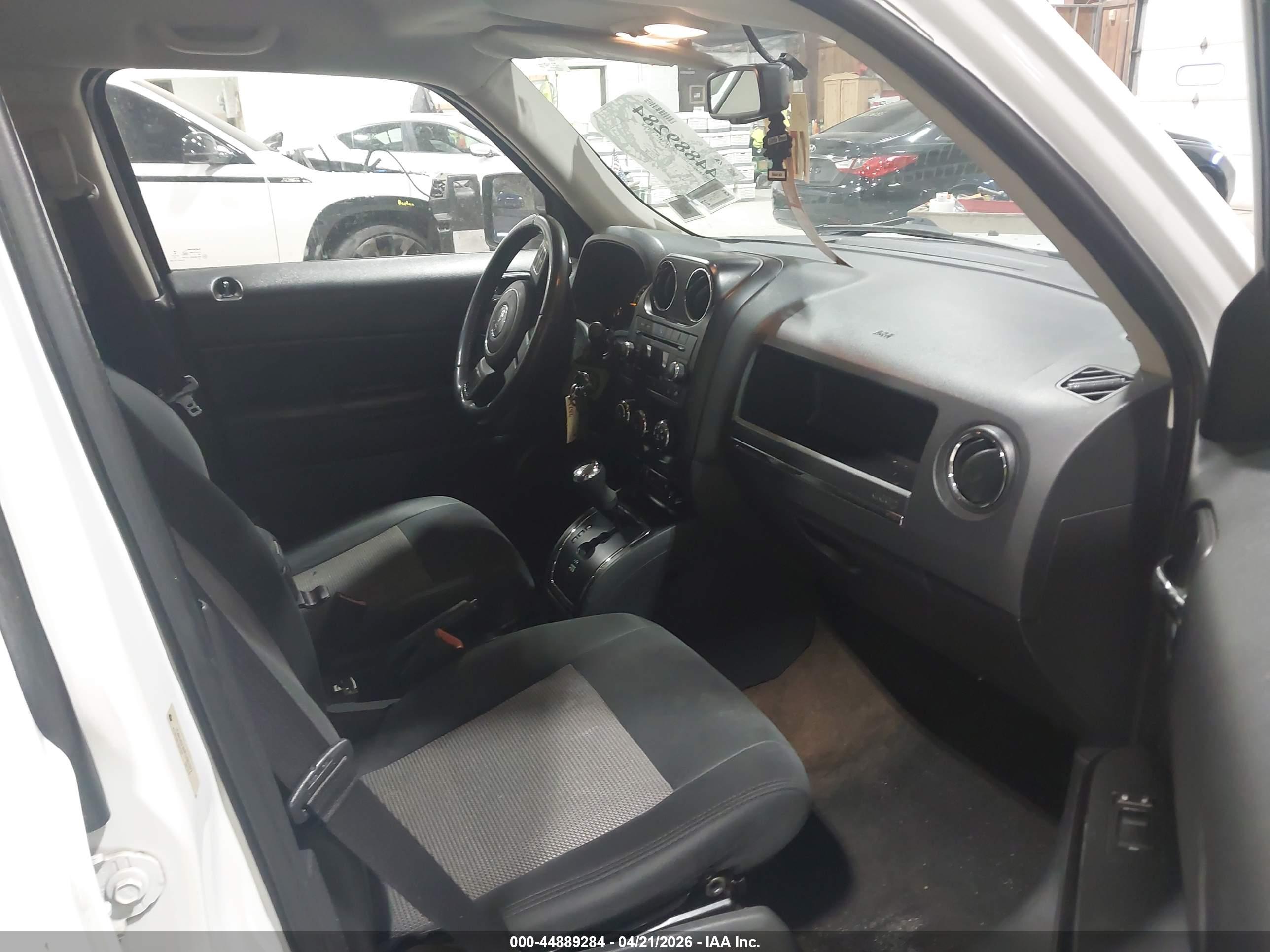JEEP PATRIOT image 5