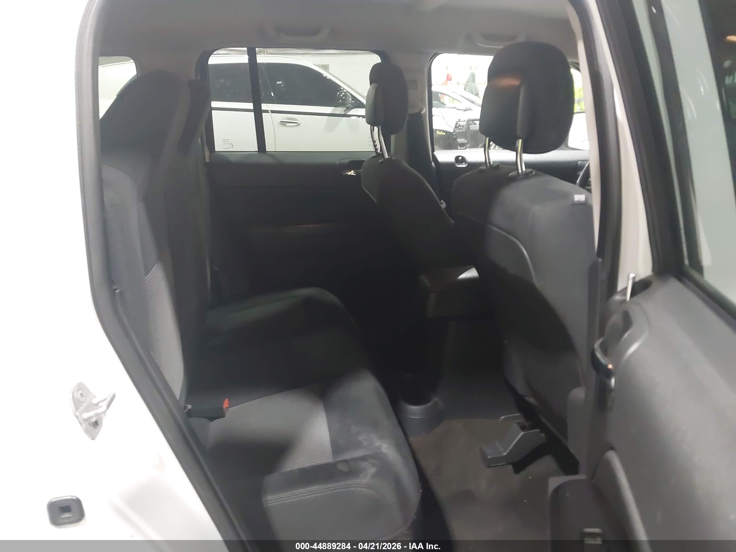 JEEP PATRIOT image 8