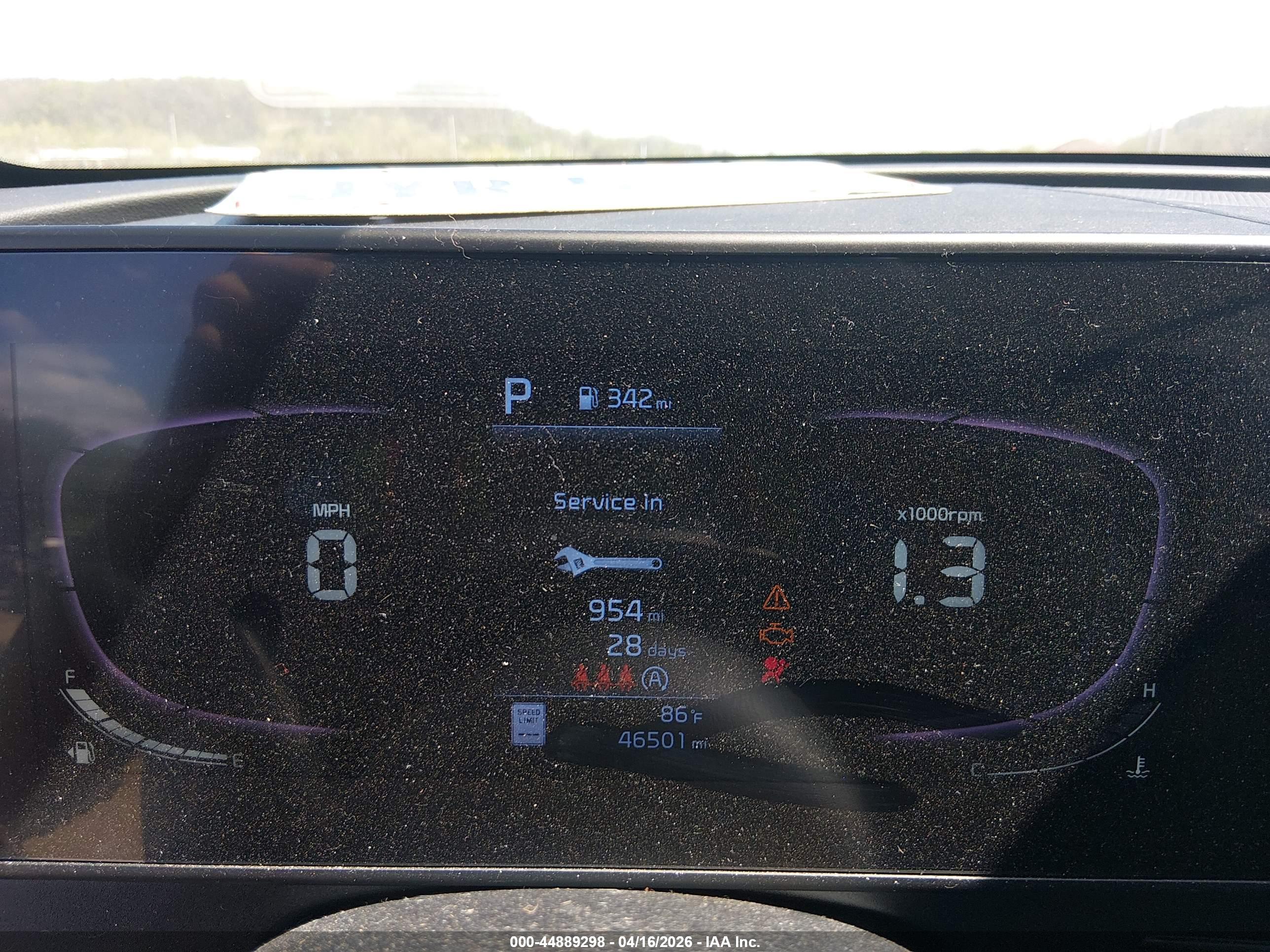 KIA SPORTAGE image 7