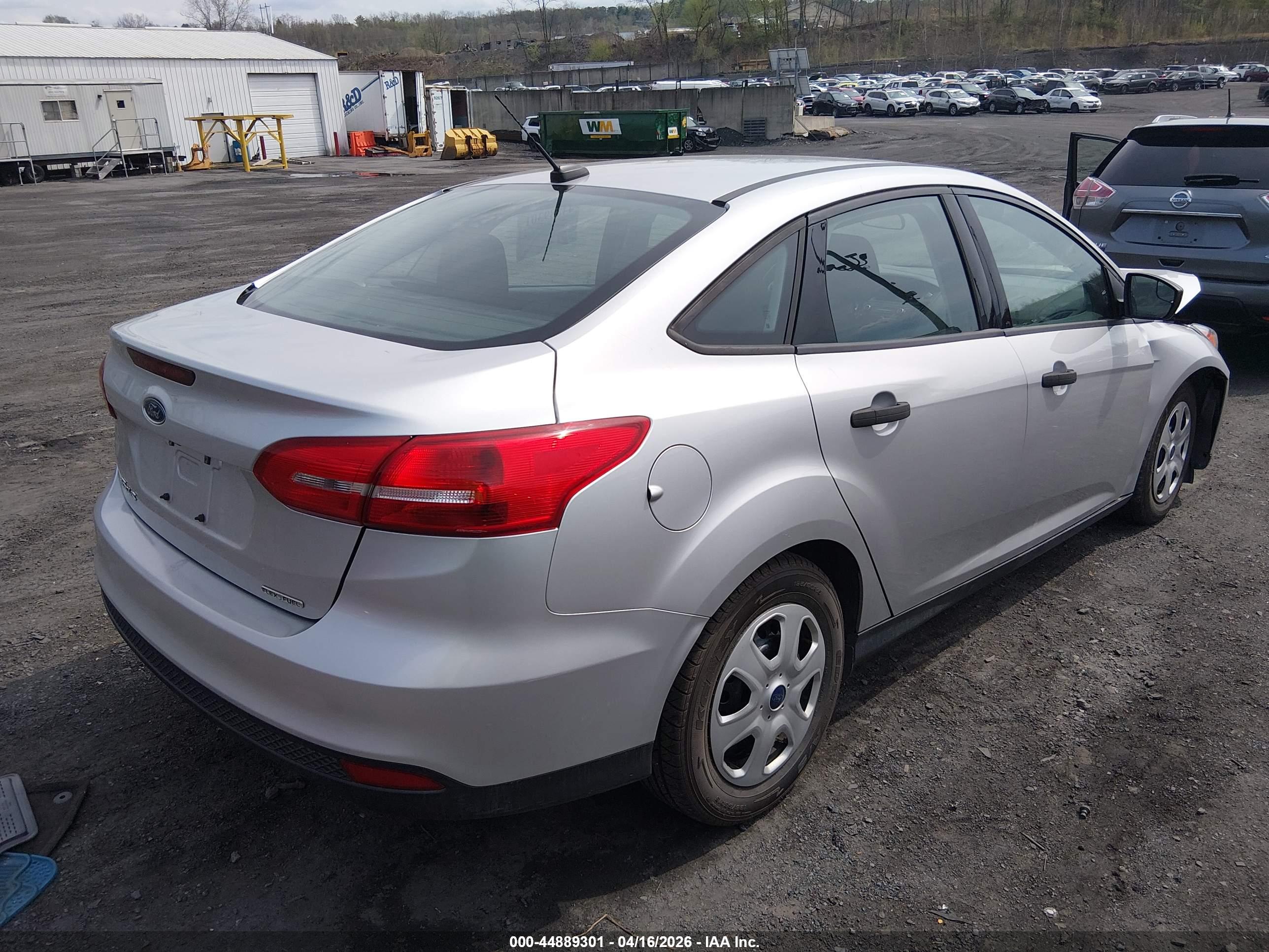 FORD FOCUS image 4