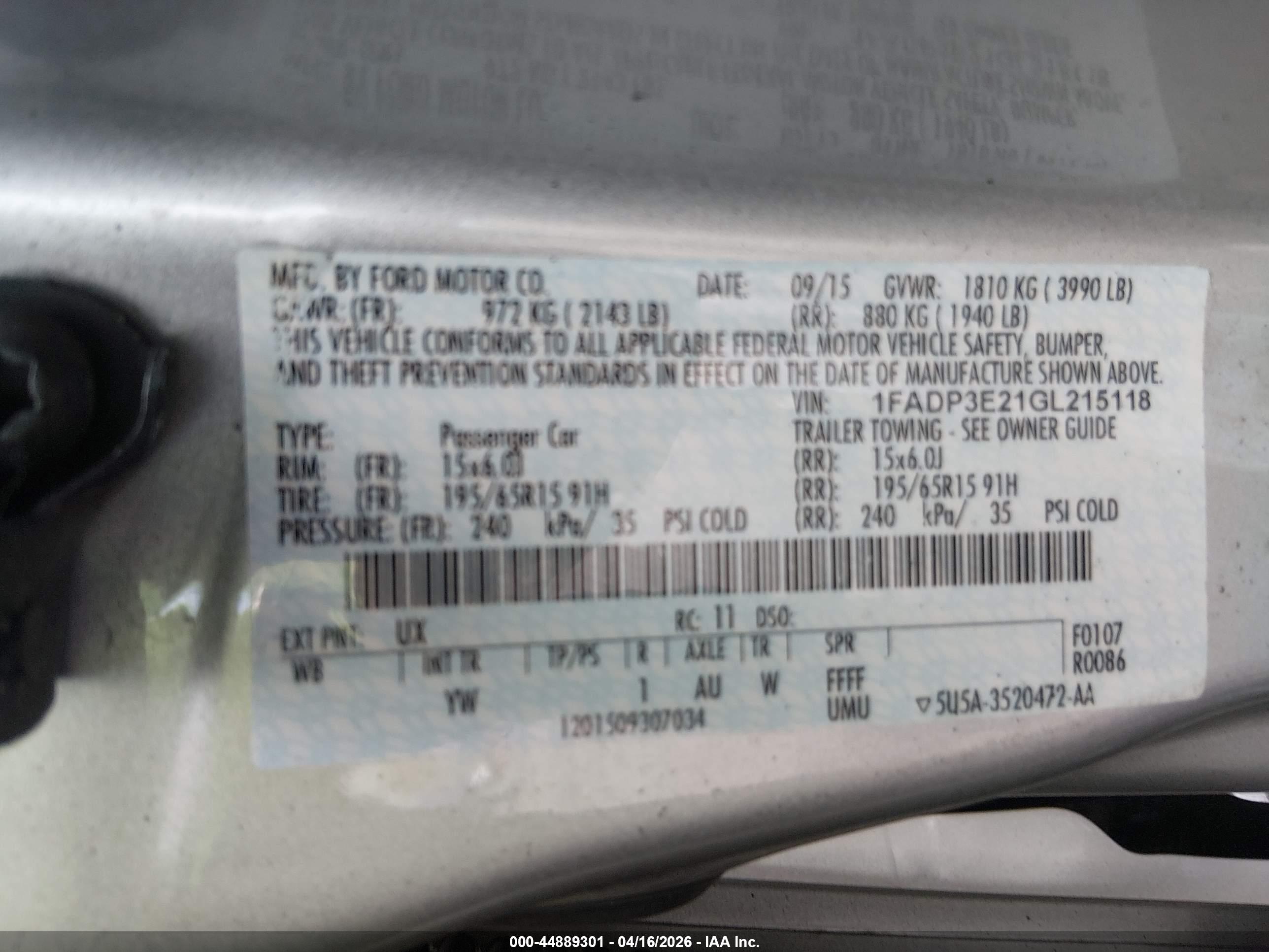 FORD FOCUS image 9